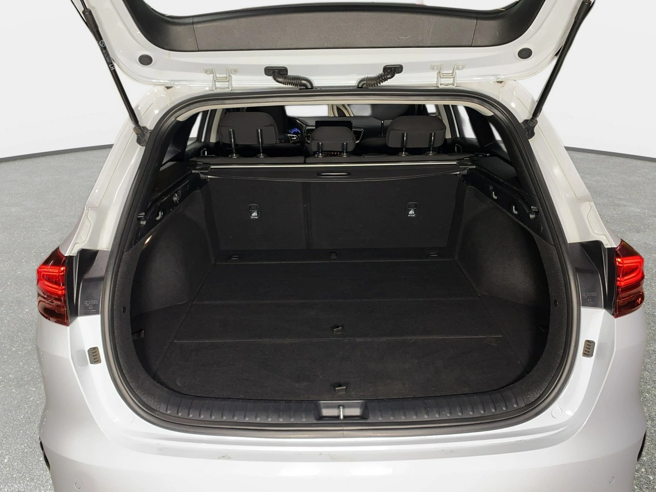 Kia Ceed - Zdjęcie 12