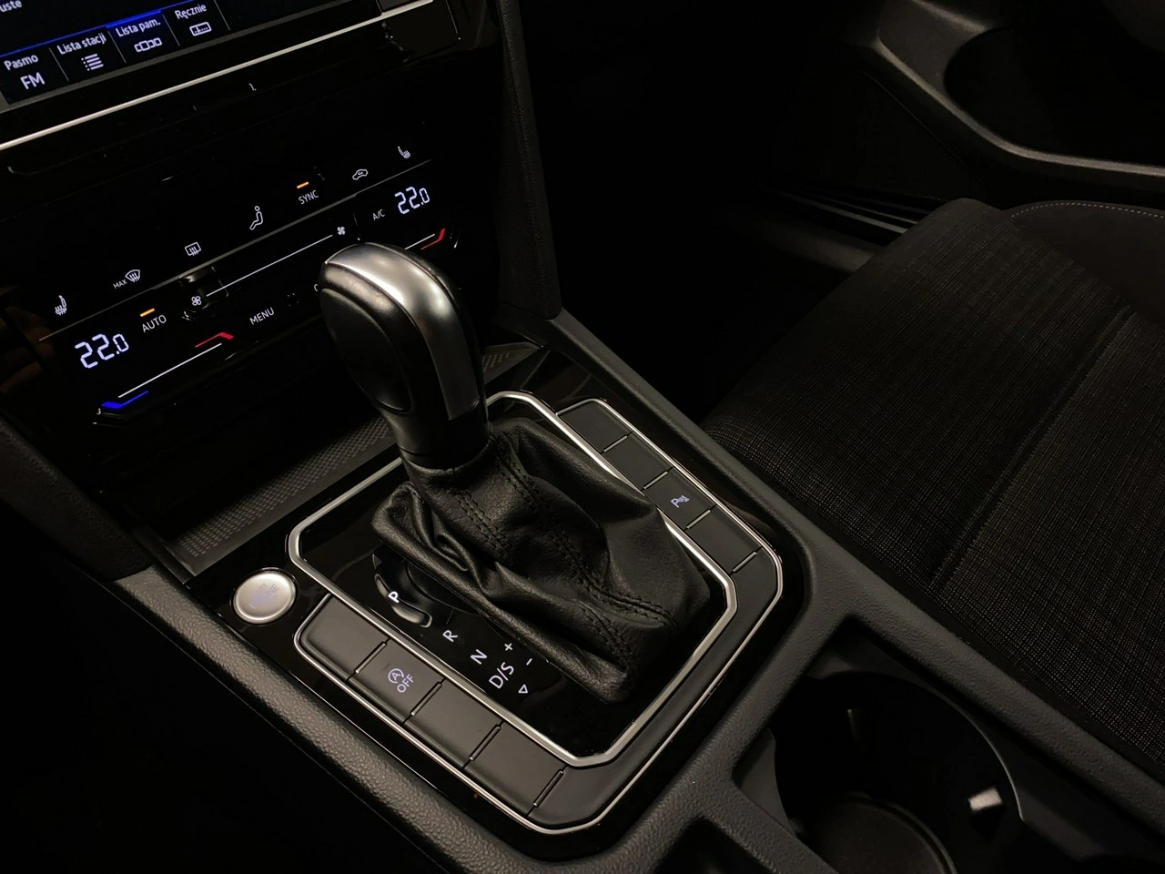 Volkswagen Passat Variant - Zdjęcie 26