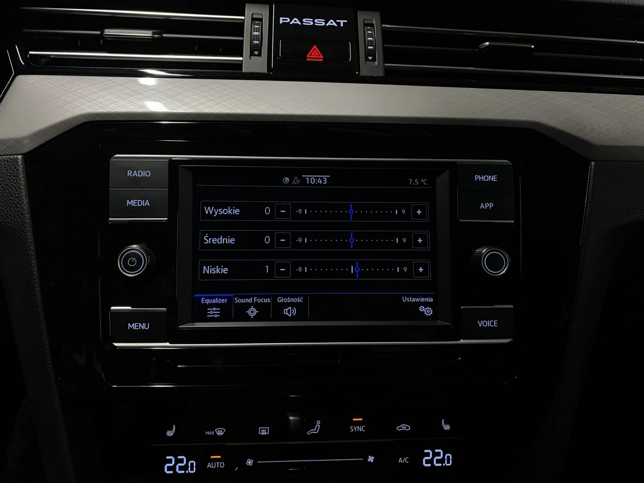 Volkswagen Passat Variant - Zdjęcie 28