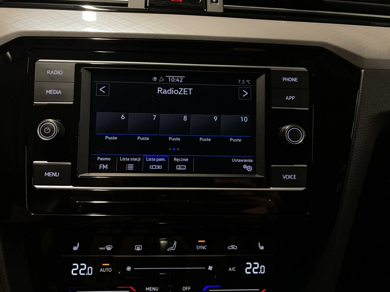 Volkswagen Passat Variant - Zdjęcie 29