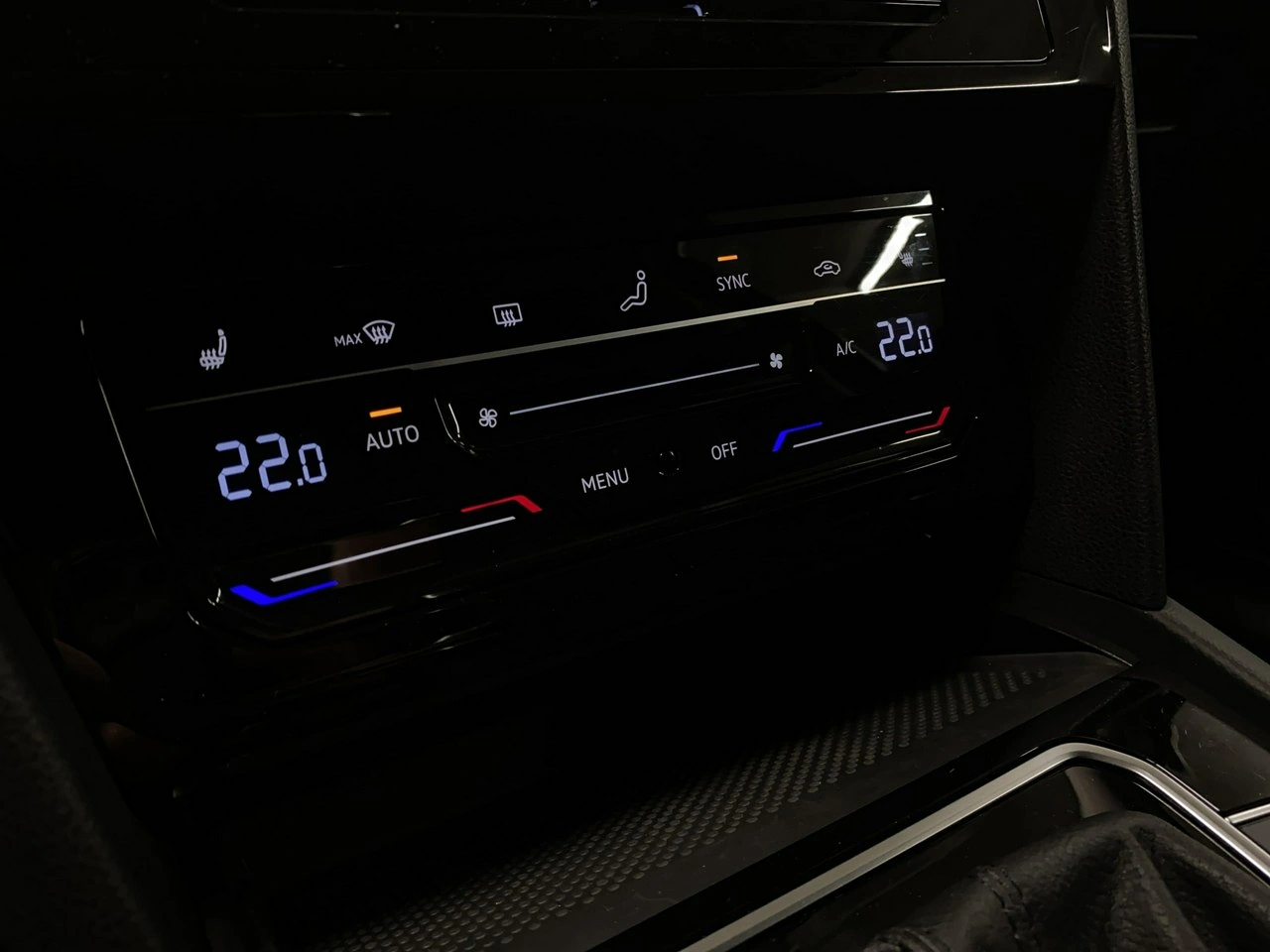 Volkswagen Passat Variant - Zdjęcie 34