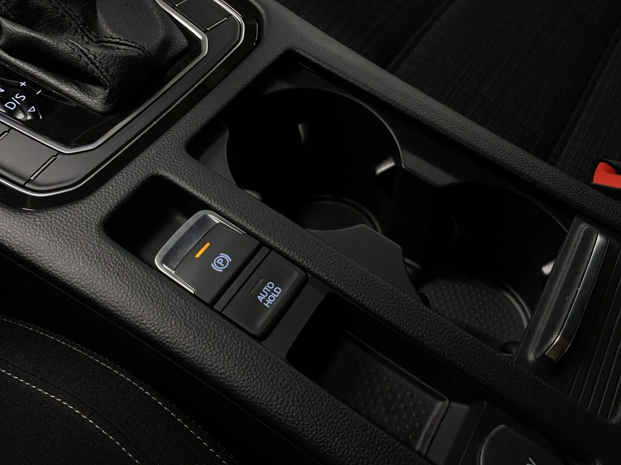 Volkswagen Passat Variant - Zdjęcie 36