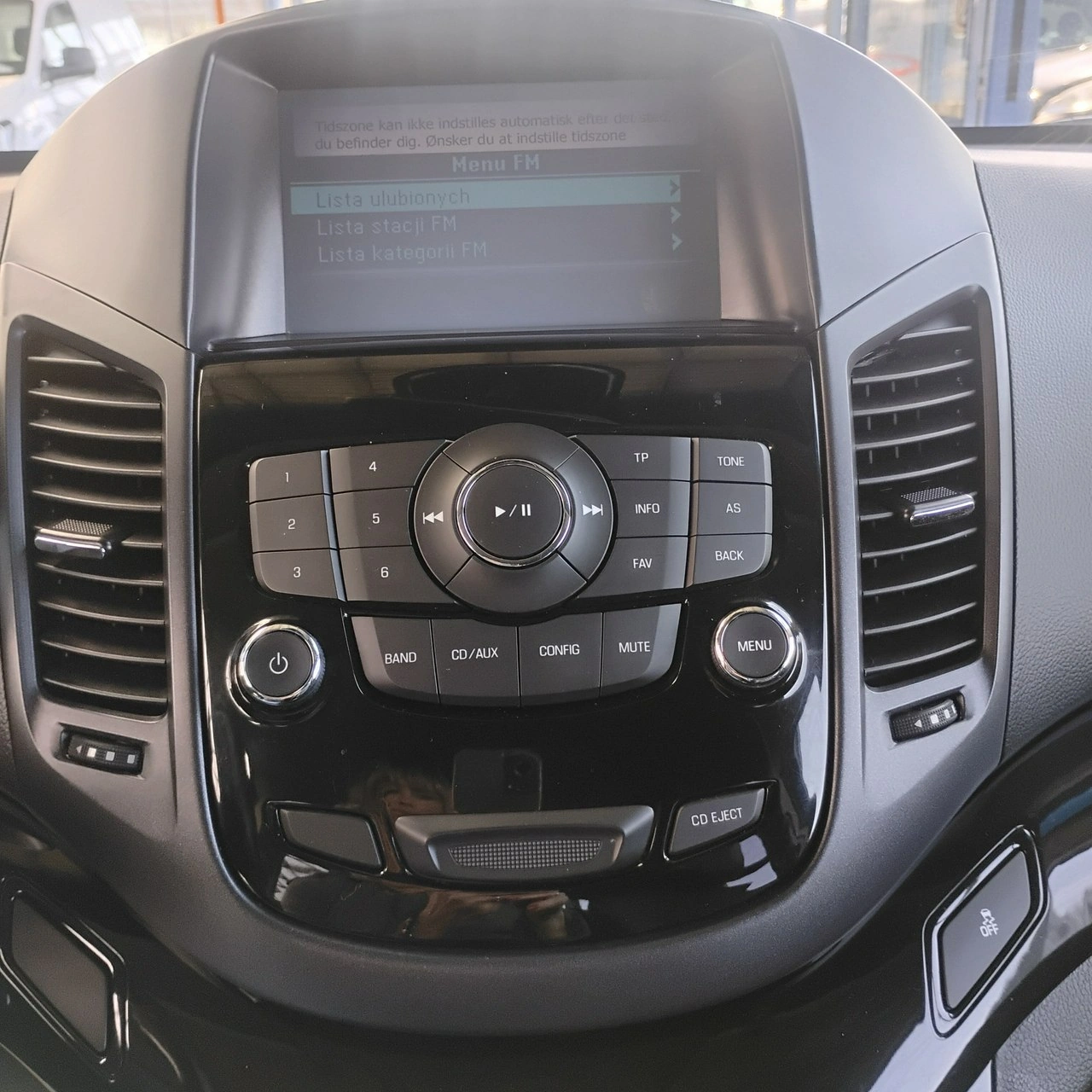 Chevrolet Orlando - Zdjęcie 15