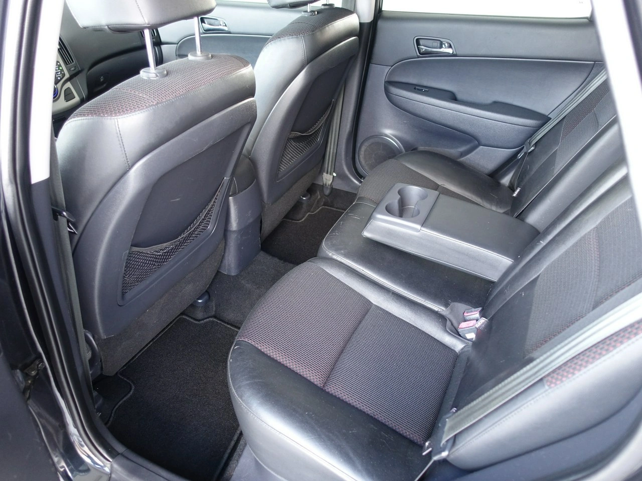 Hyundai i30 - Zdjęcie 11