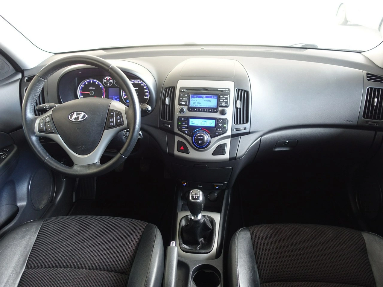 Hyundai i30 - Zdjęcie 13