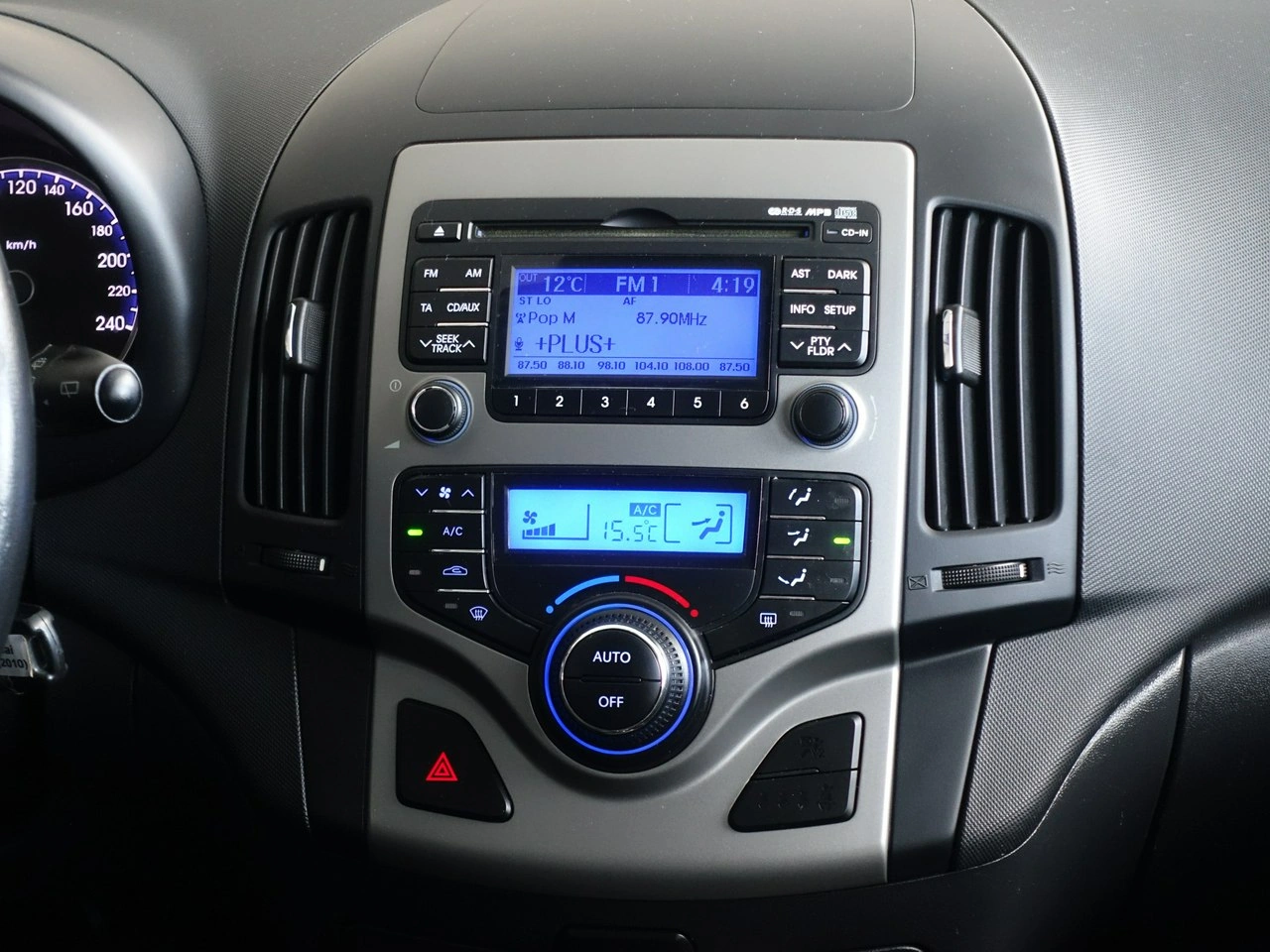 Hyundai i30 - Zdjęcie 17