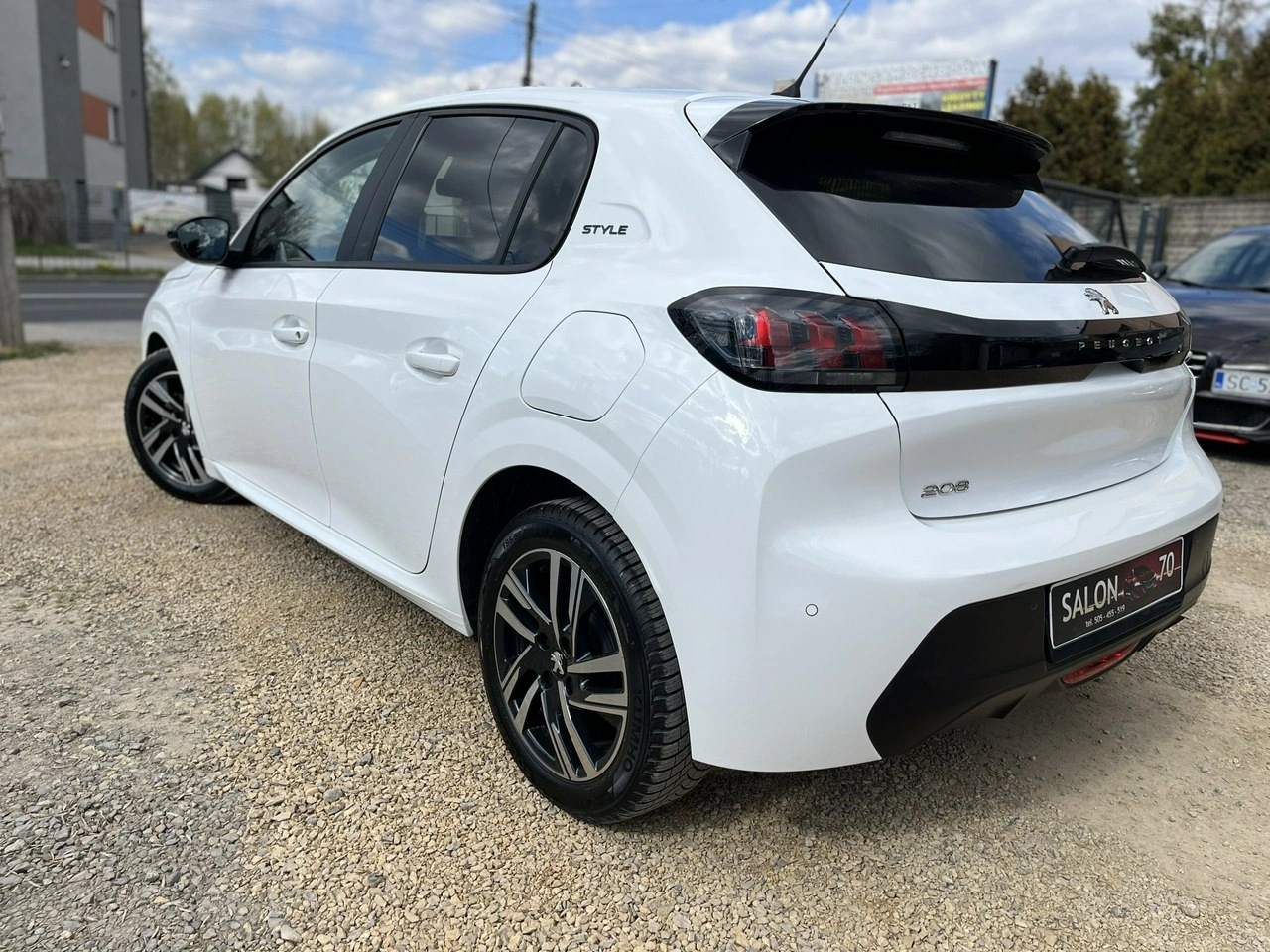 Peugeot 208 - Zdjęcie 11