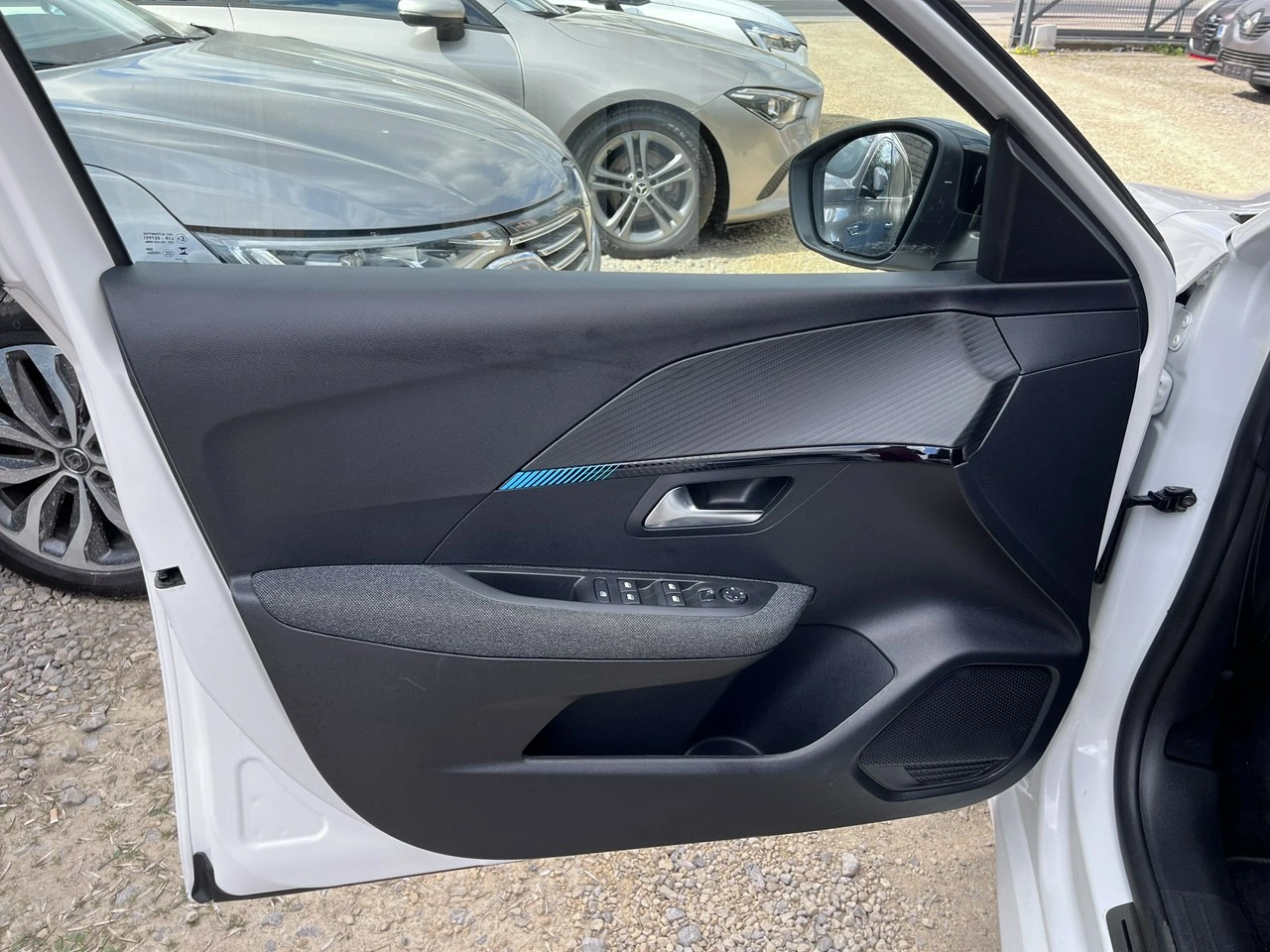 Peugeot 208 - Zdjęcie 19