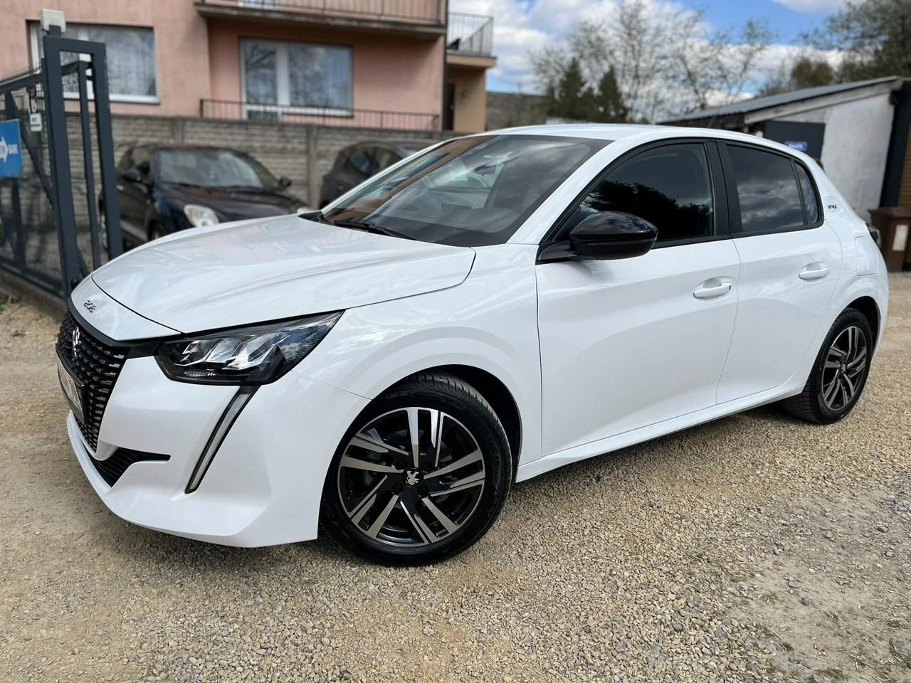 Peugeot 208 - Zdjęcie 8