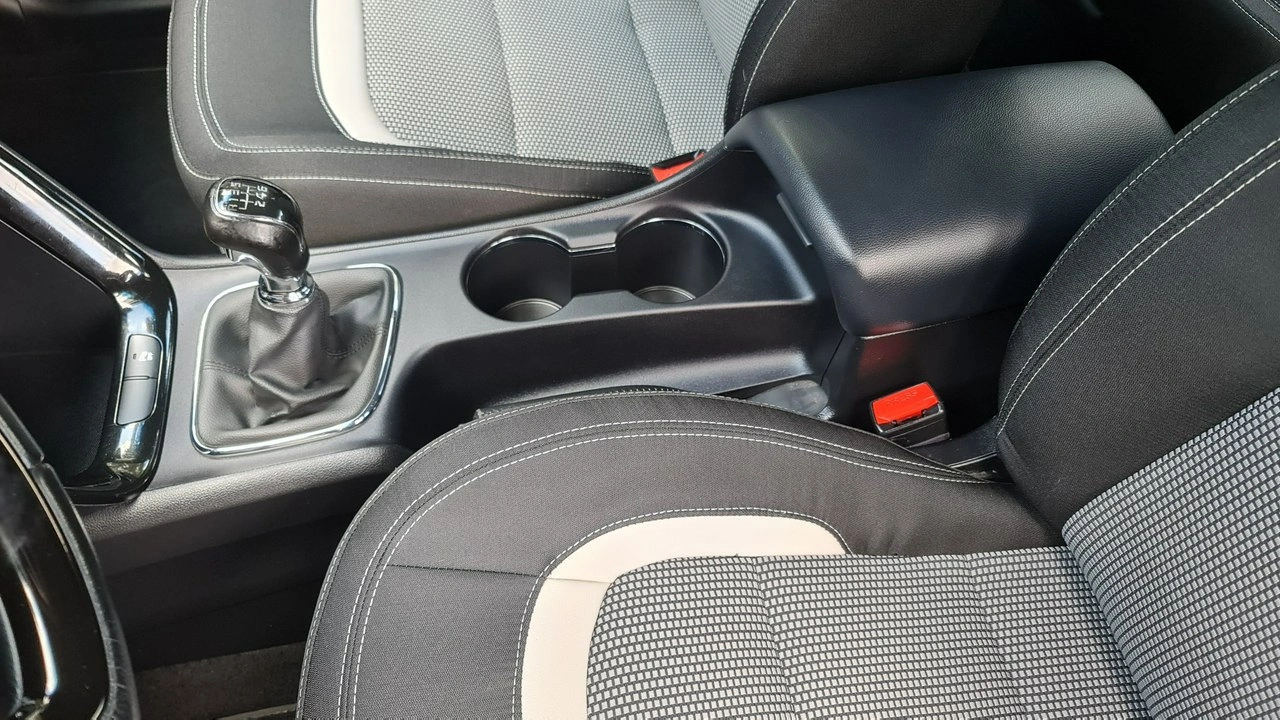 Kia Ceed - Zdjęcie 24