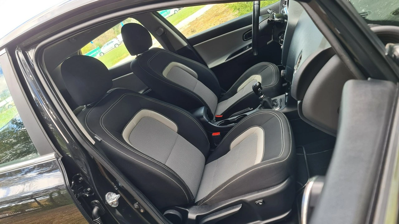 Kia Ceed - Zdjęcie 6