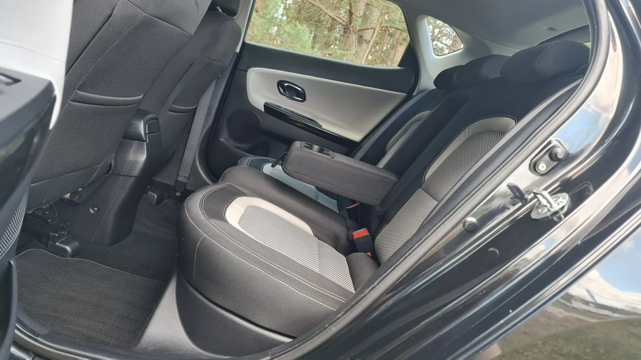 Kia Ceed - Zdjęcie 7