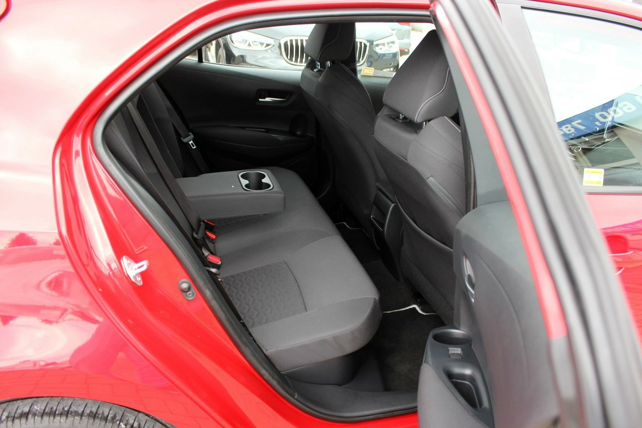 Toyota Corolla - Zdjęcie 9