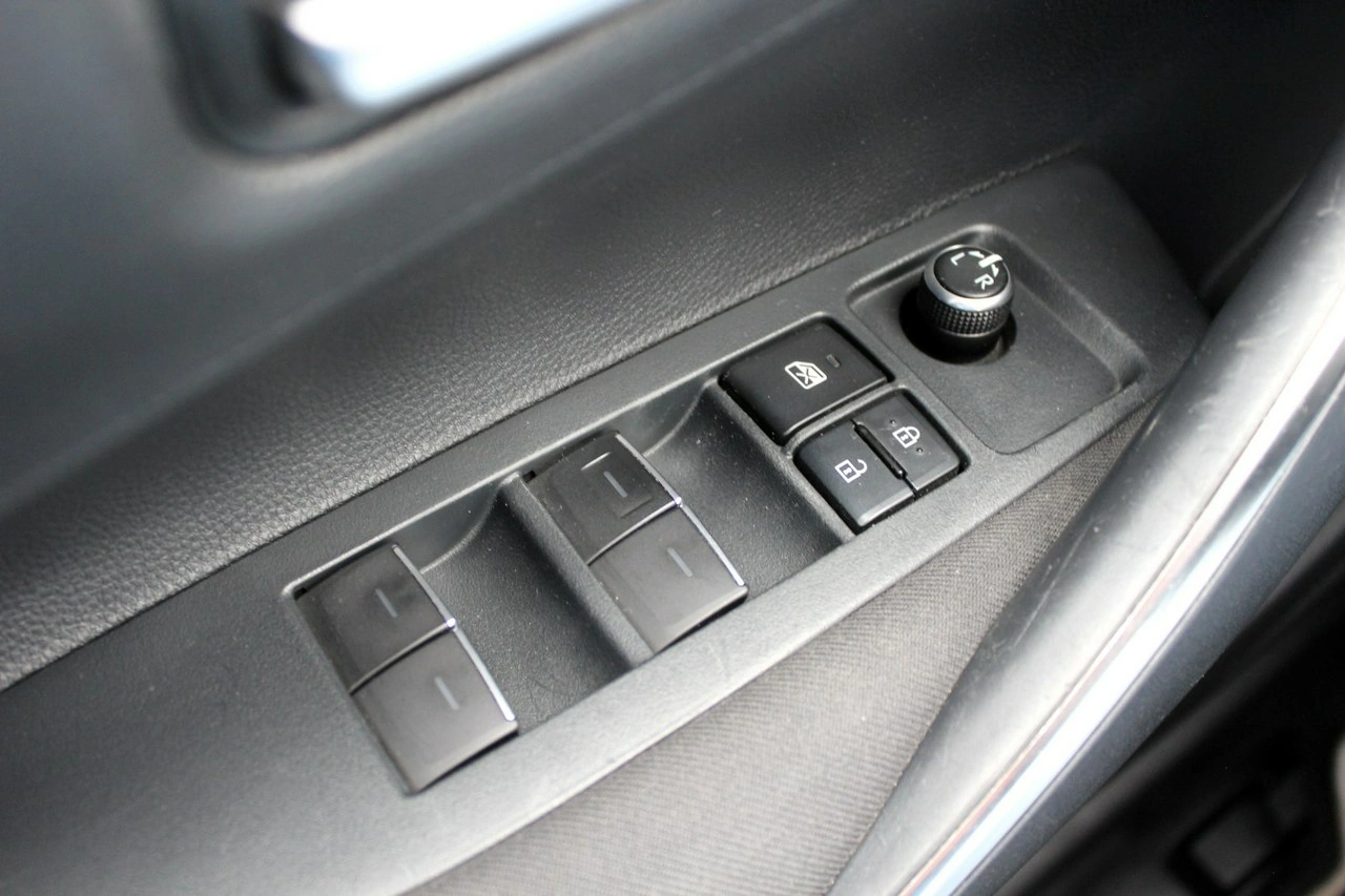 Toyota Corolla - Zdjęcie 21