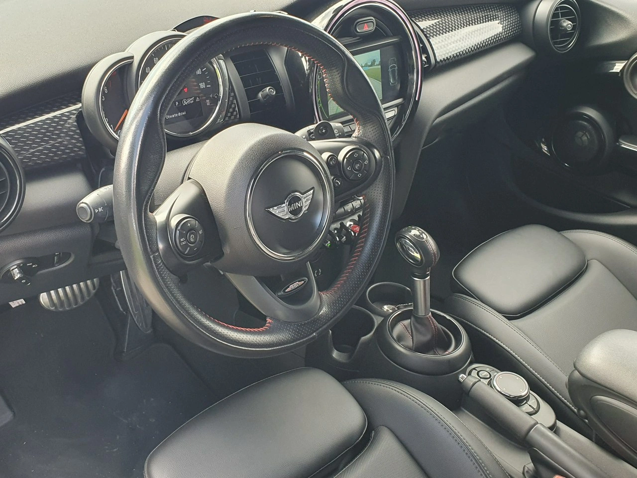 MINI John Cooper Works - Zdjęcie 19