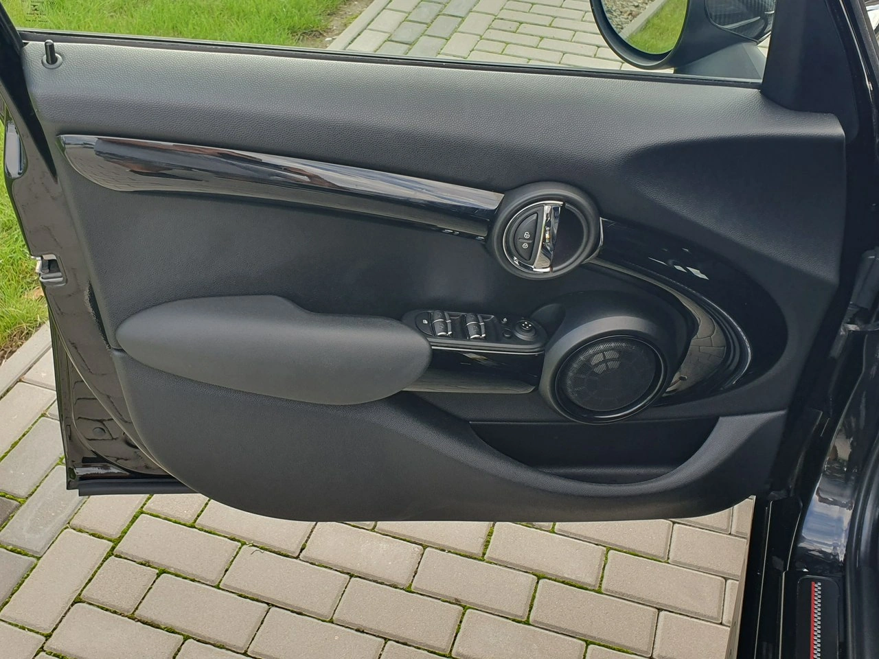 MINI John Cooper Works - Zdjęcie 22