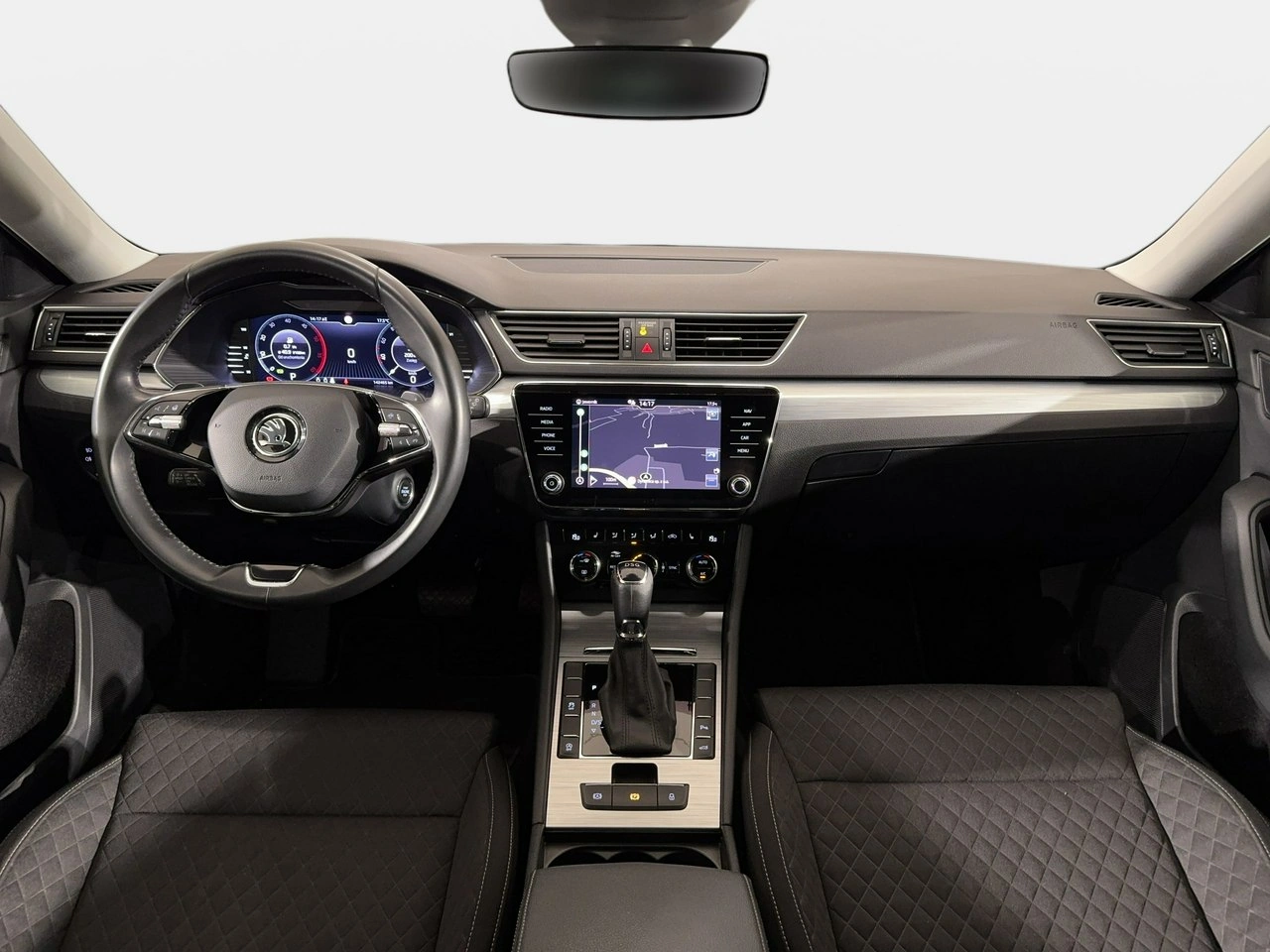 Skoda Superb - Zdjęcie 16