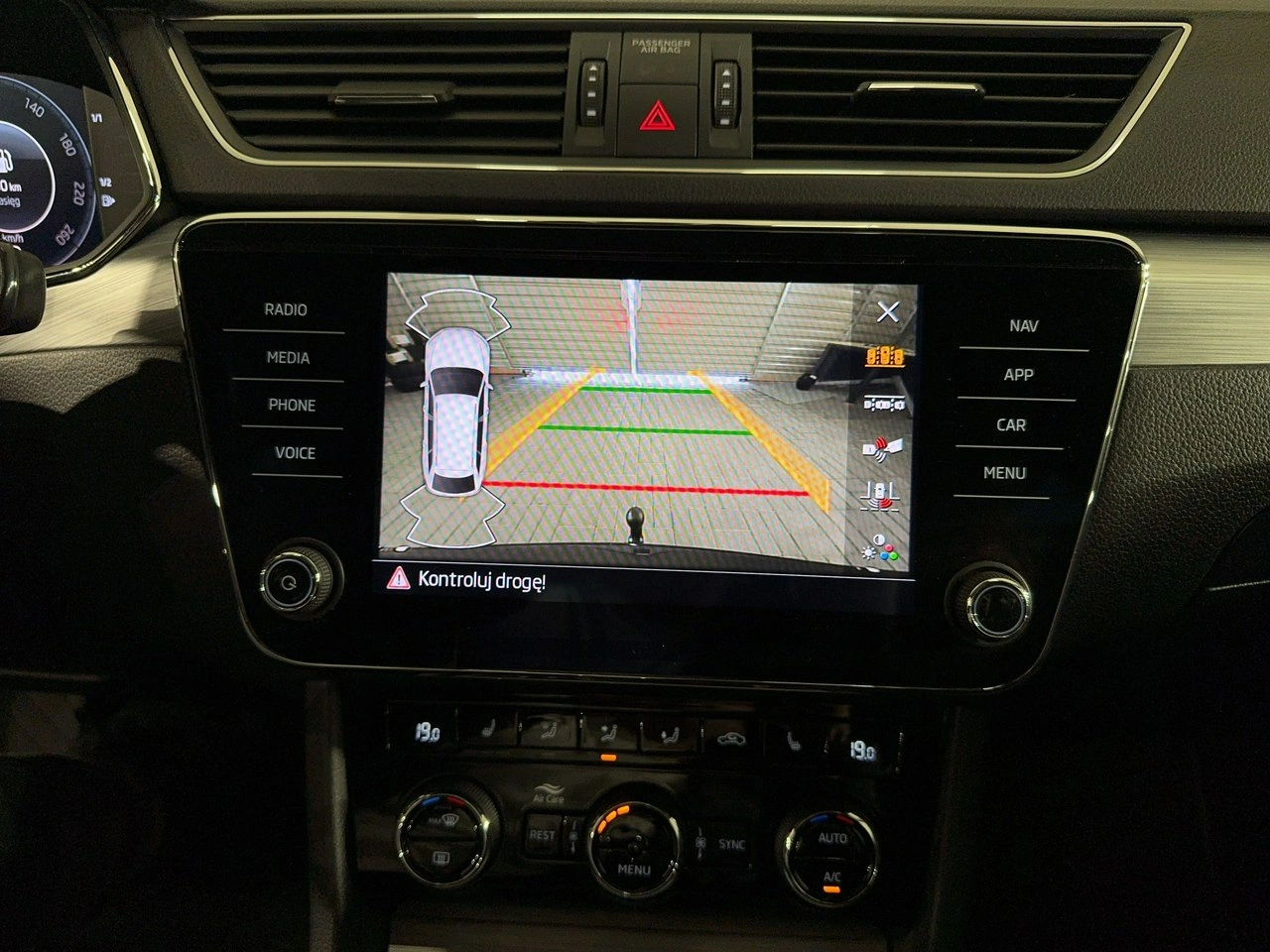 Skoda Superb - Zdjęcie 27