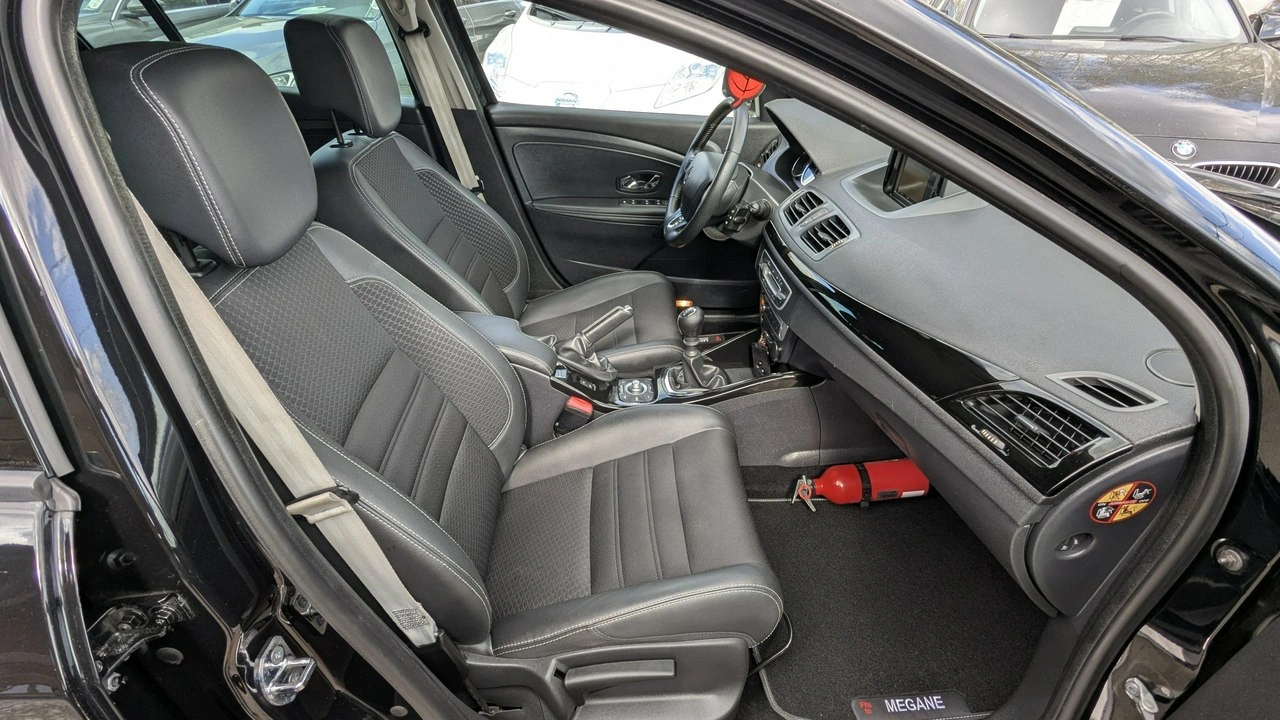 Renault Megane - Zdjęcie 17