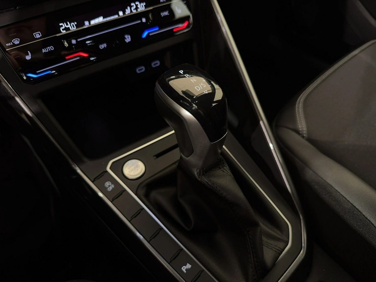 Volkswagen Taigo - Zdjęcie 23