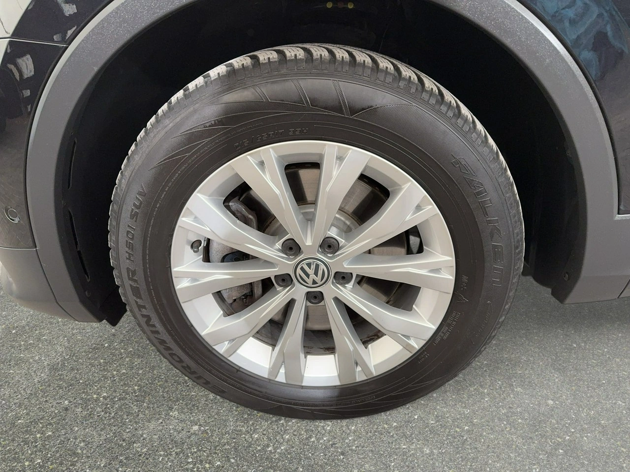 Volkswagen Tiguan - Zdjęcie 9
