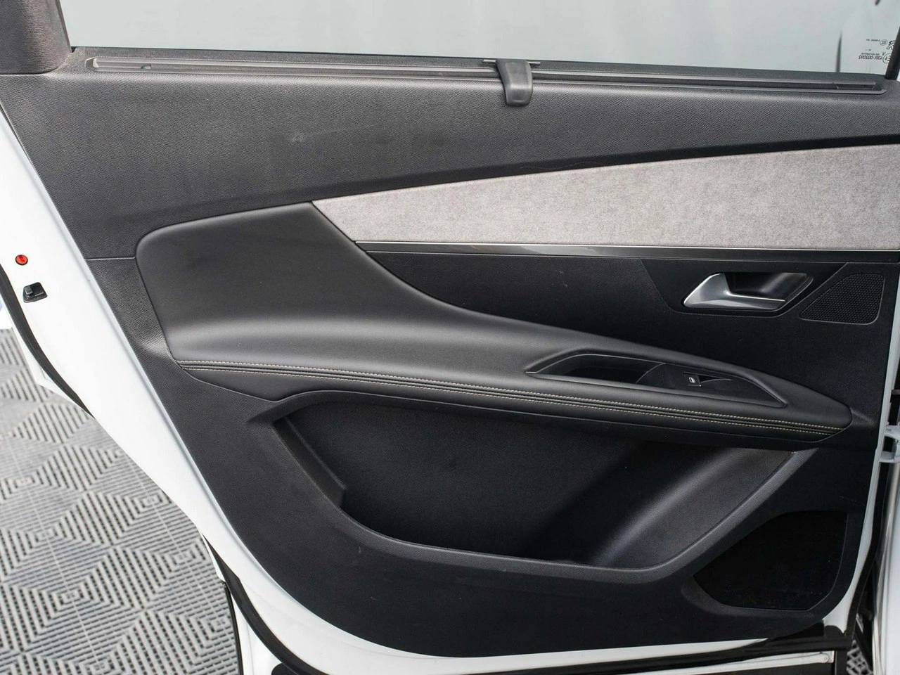 Peugeot 5008 - Zdjęcie 26