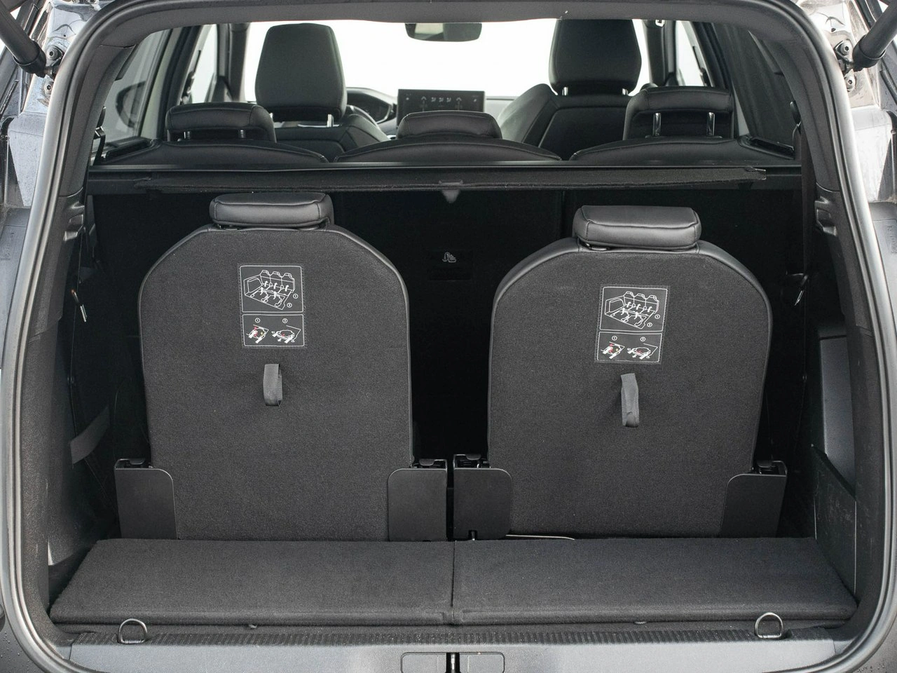 Peugeot 5008 - Zdjęcie 31