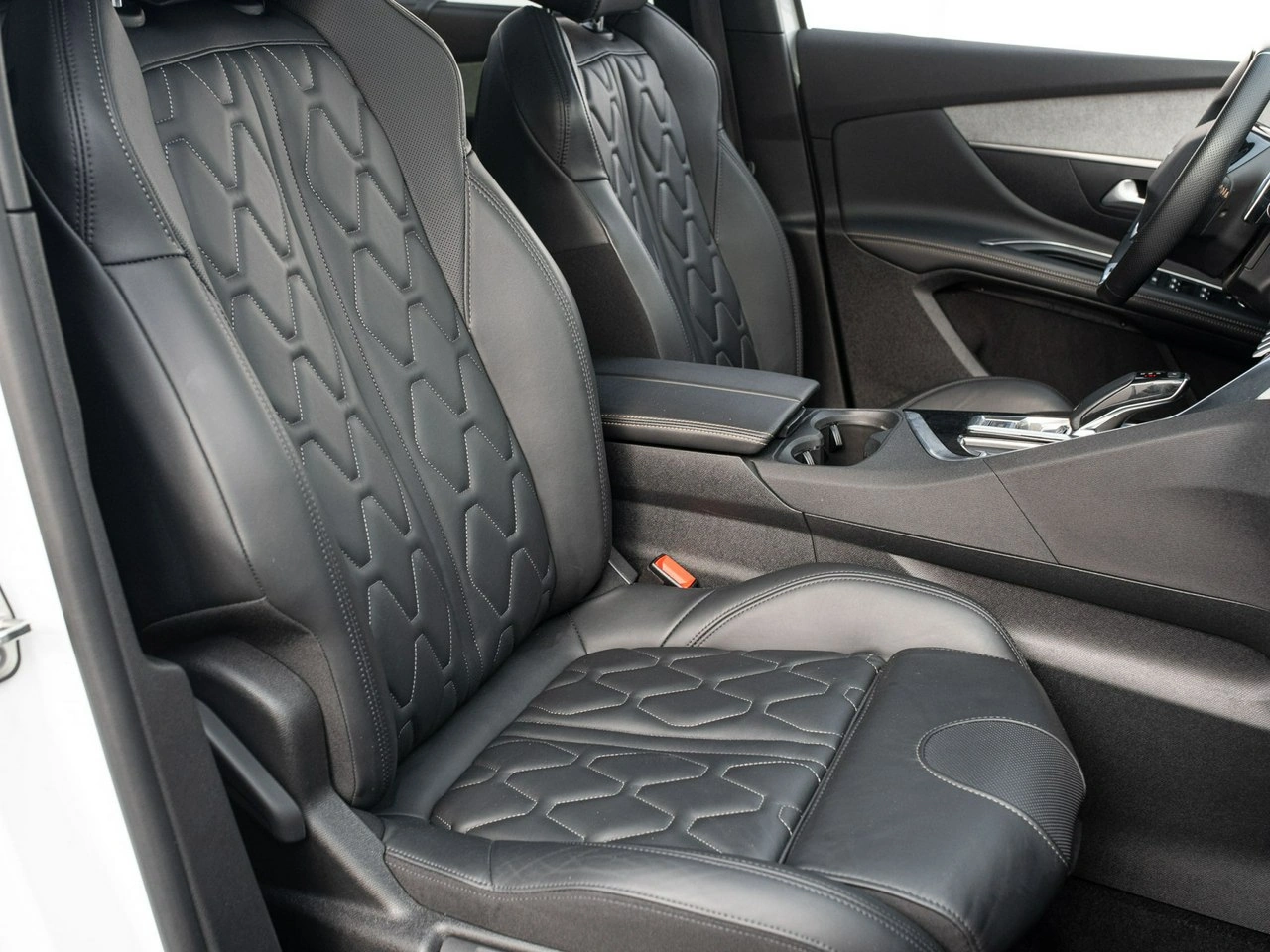 Peugeot 5008 - Zdjęcie 34