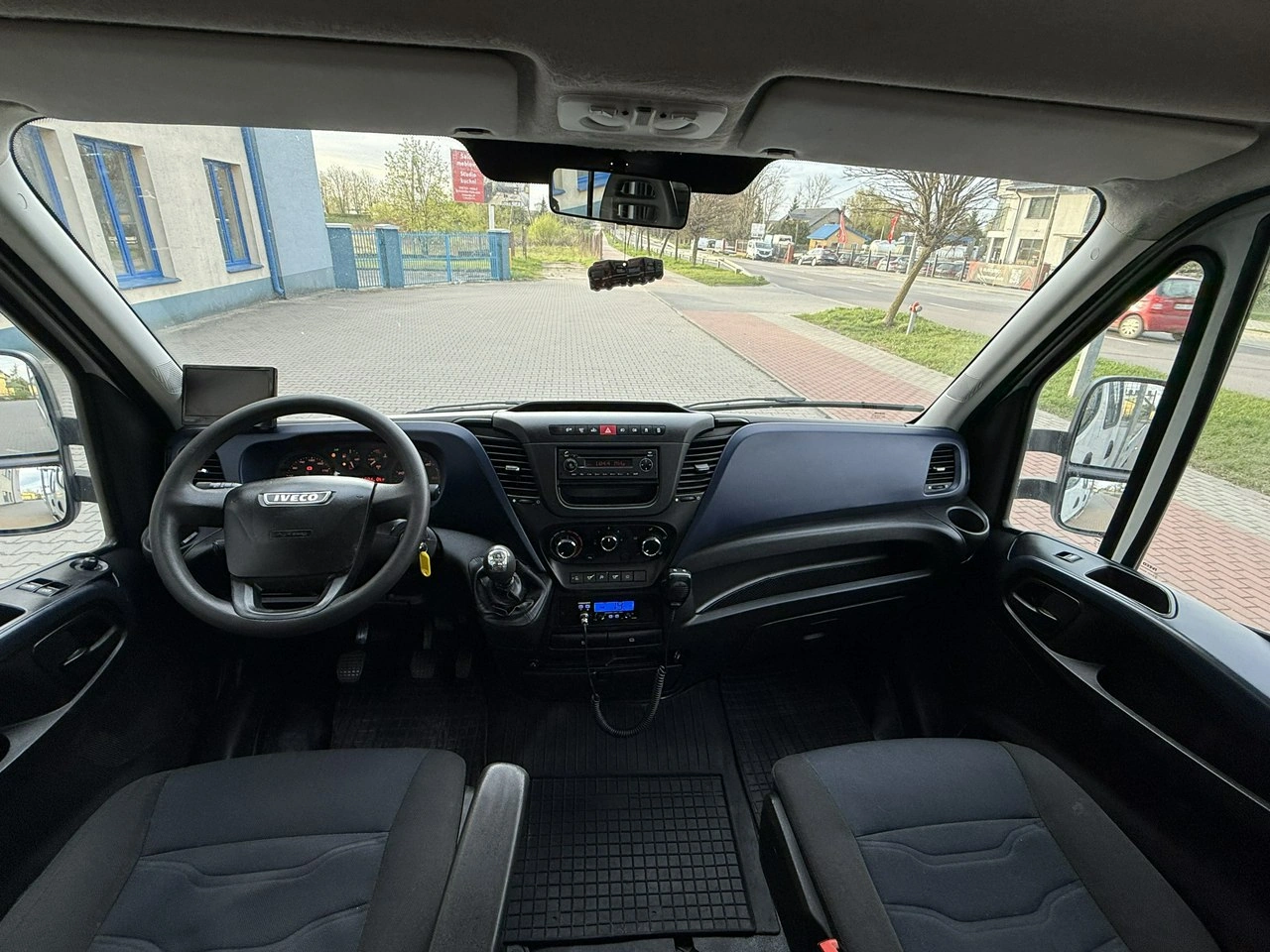 Iveco Daily 35C18 - Zdjęcie 4
