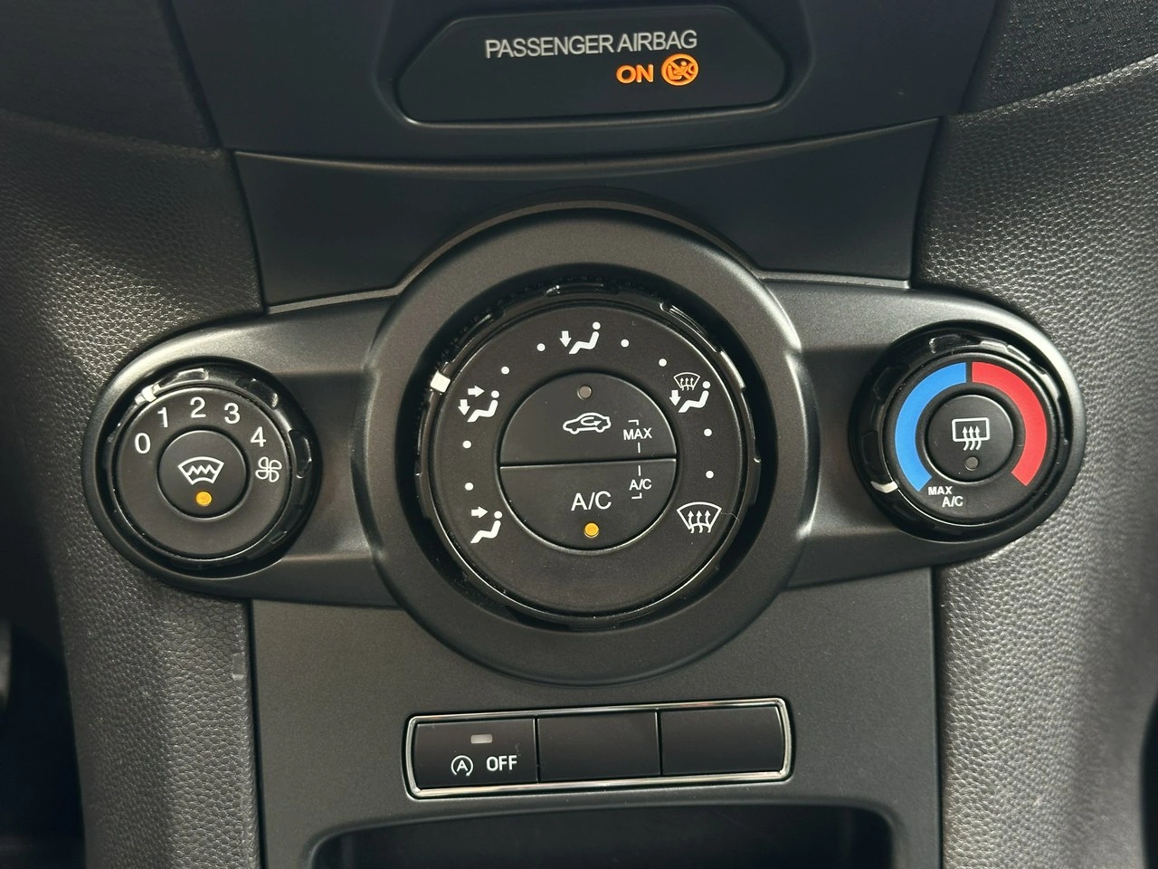 Ford Fiesta - Zdjęcie 20