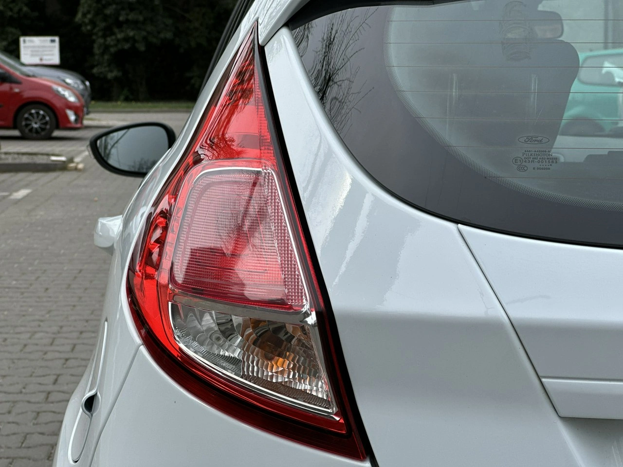 Ford Fiesta - Zdjęcie 33