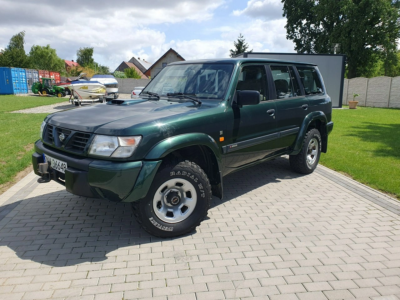Nissan Patrol - Główne zdjęcie