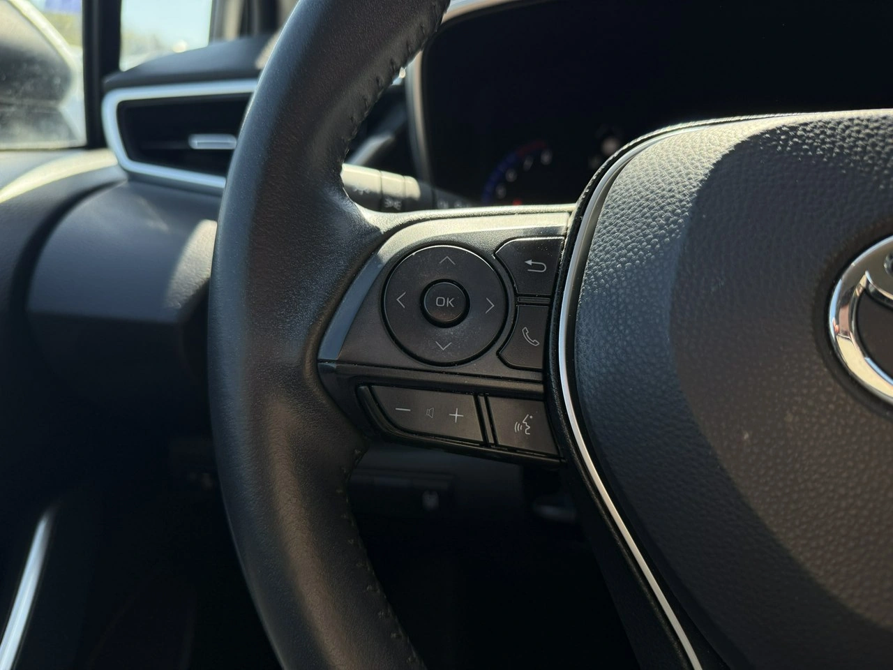 Toyota Corolla - Zdjęcie 10