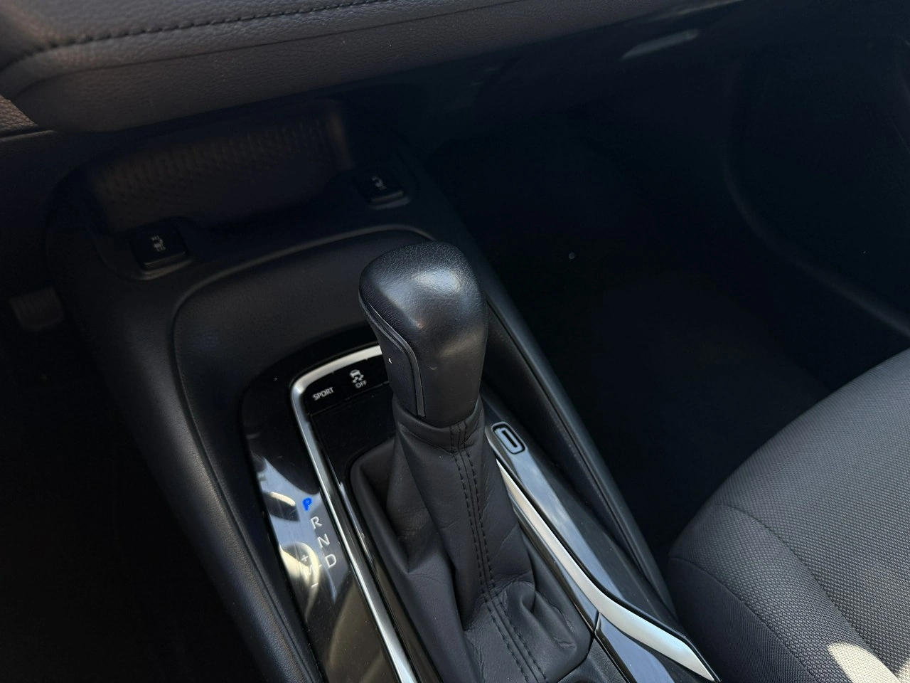 Toyota Corolla - Zdjęcie 14