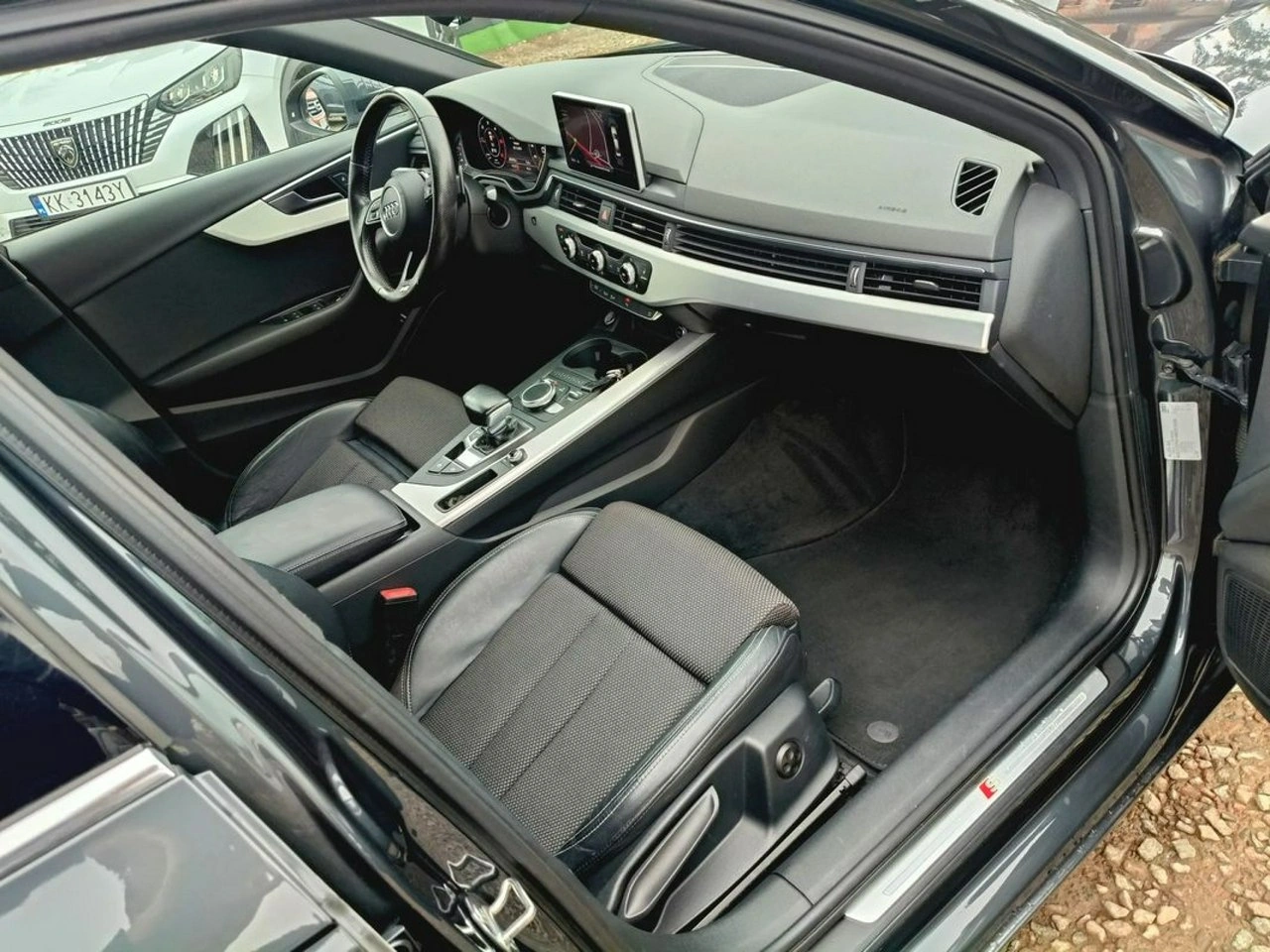 Audi A4 - Zdjęcie 12