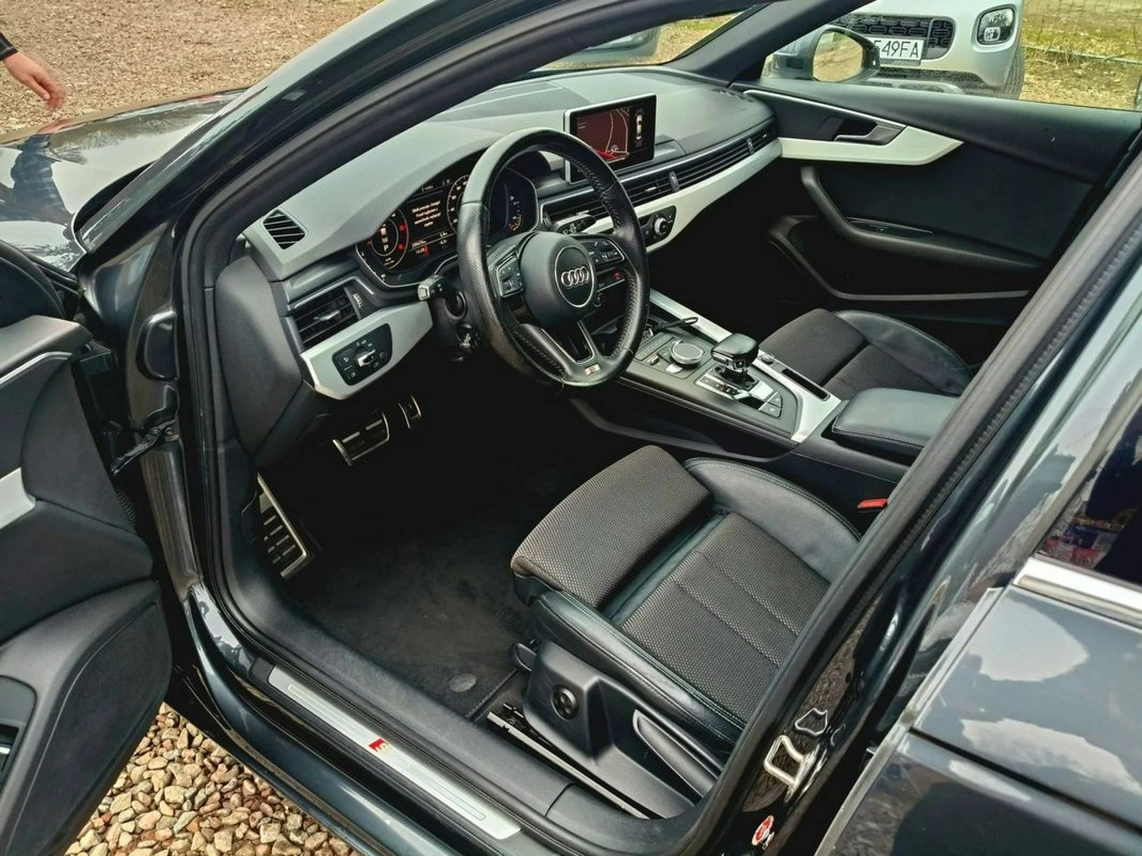 Audi A4 - Zdjęcie 21