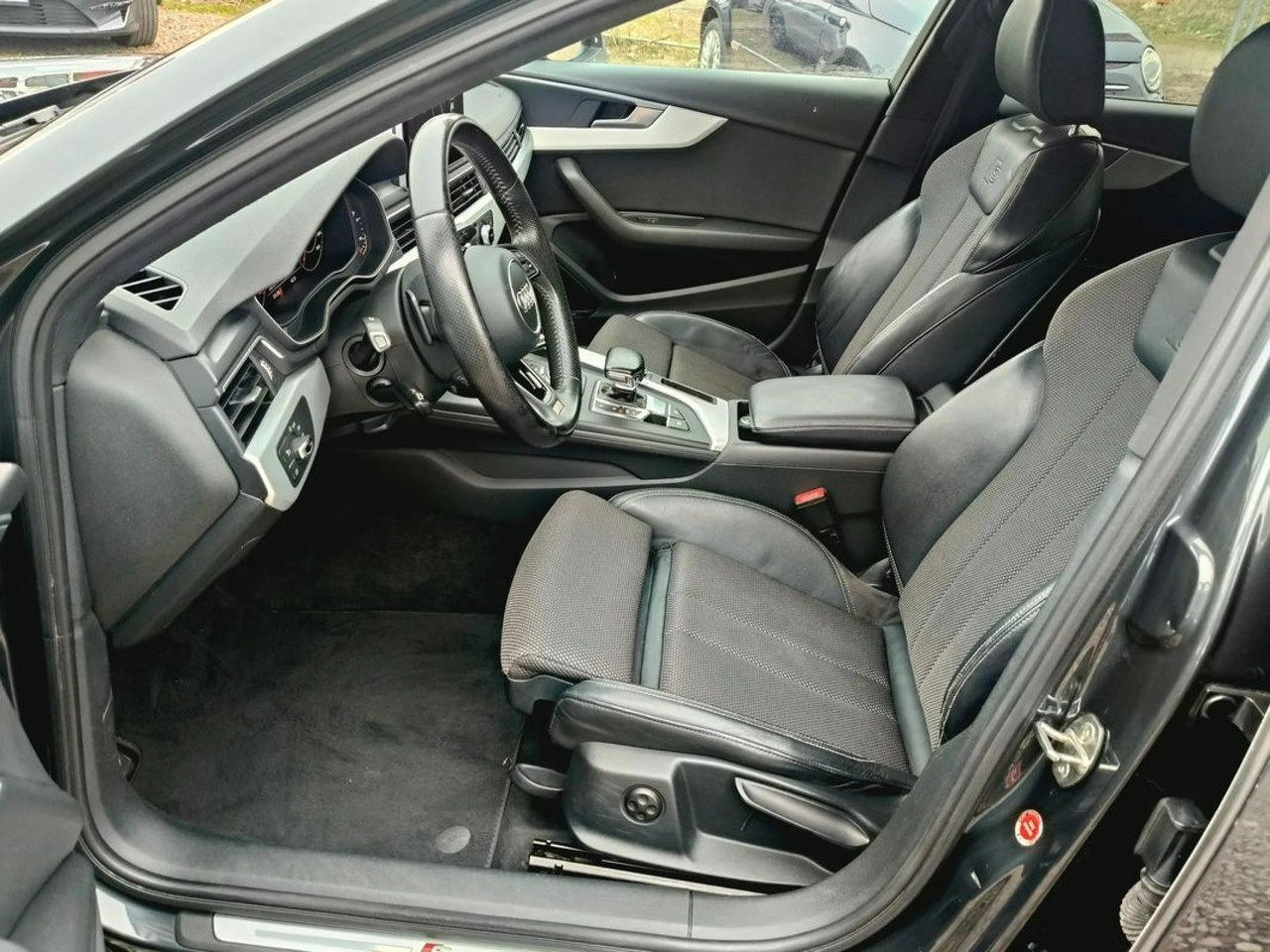 Audi A4 - Zdjęcie 22