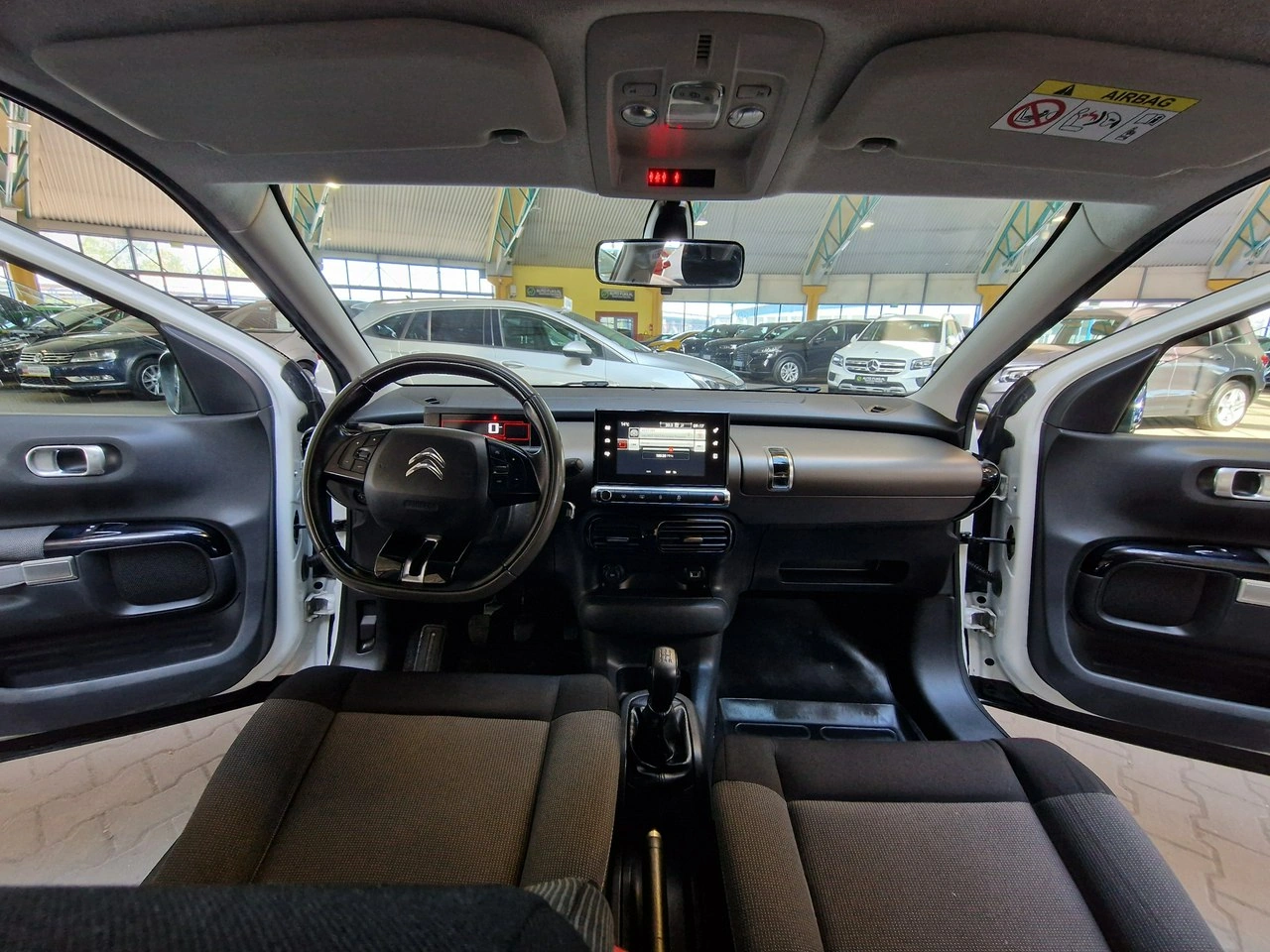 Citroën C4 Cactus - Zdjęcie 18