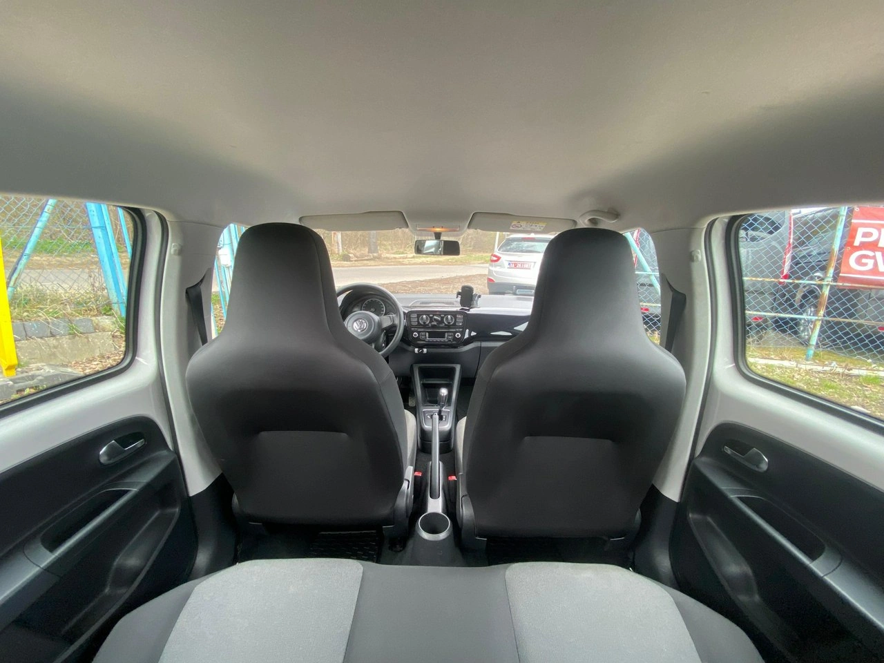 Volkswagen up! - Zdjęcie 18