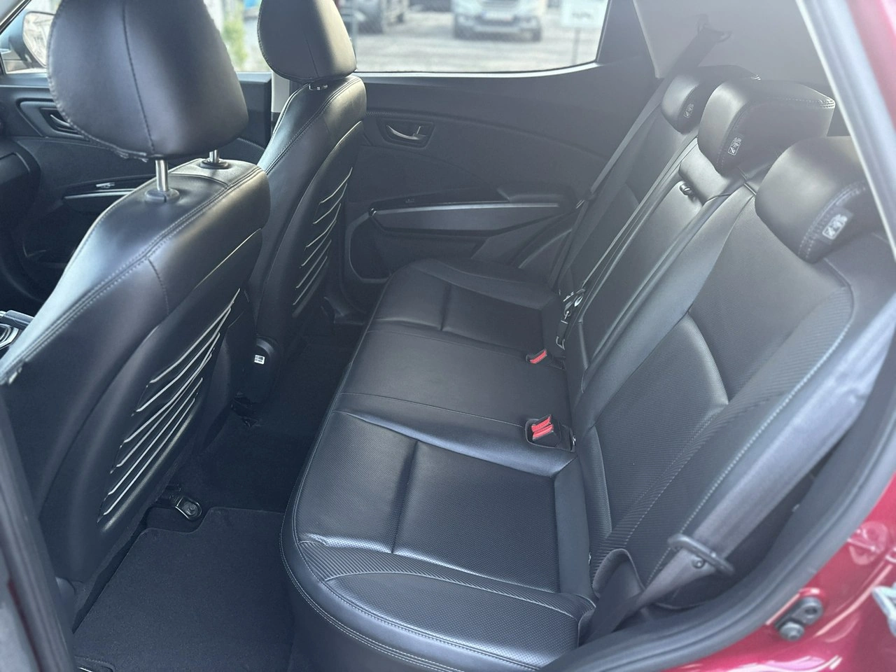 SsangYong Tivoli - Zdjęcie 9