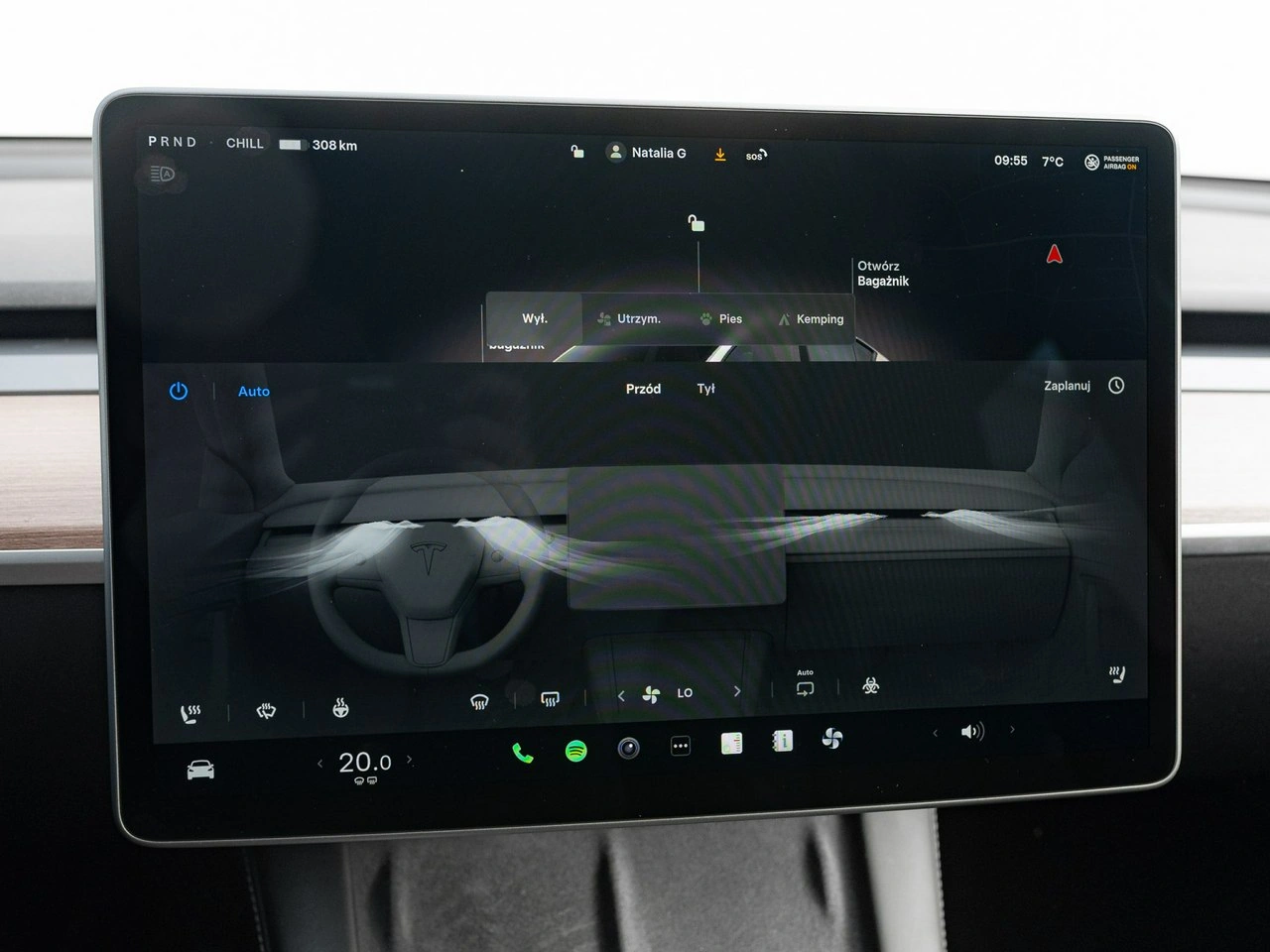 Tesla Y - Zdjęcie 14