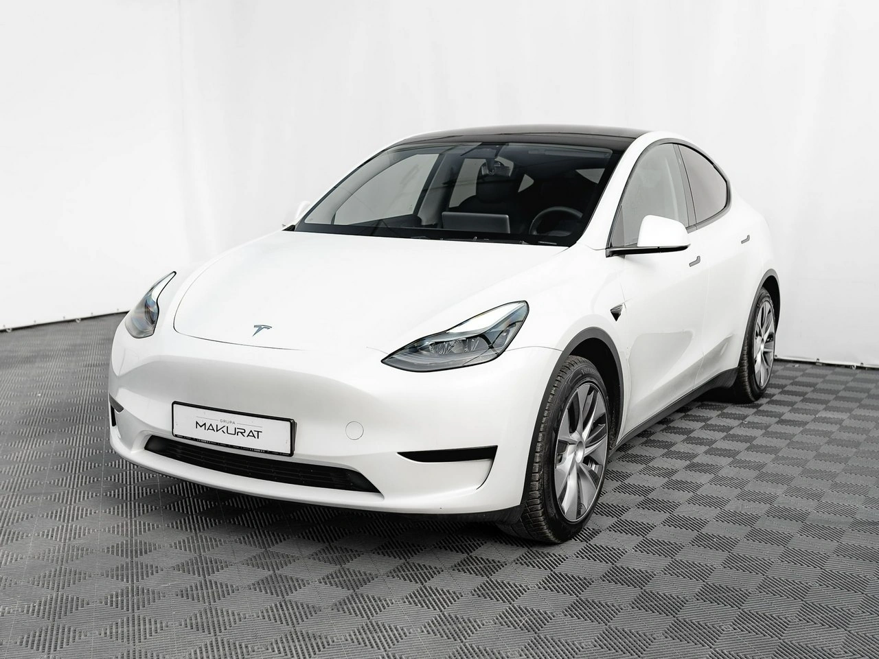 Tesla Y - Zdjęcie 1