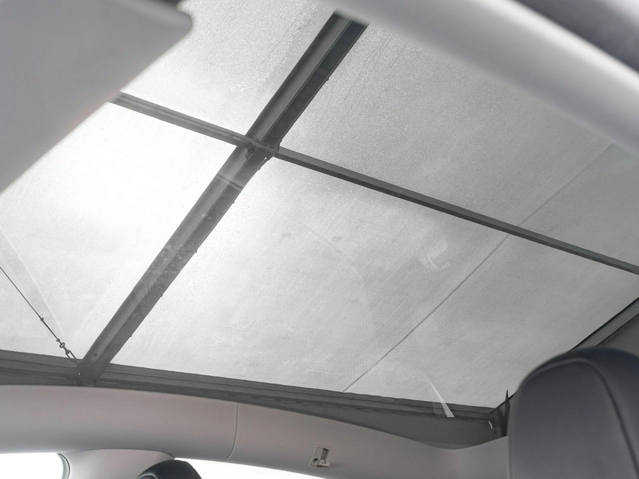 Tesla Y - Zdjęcie 27