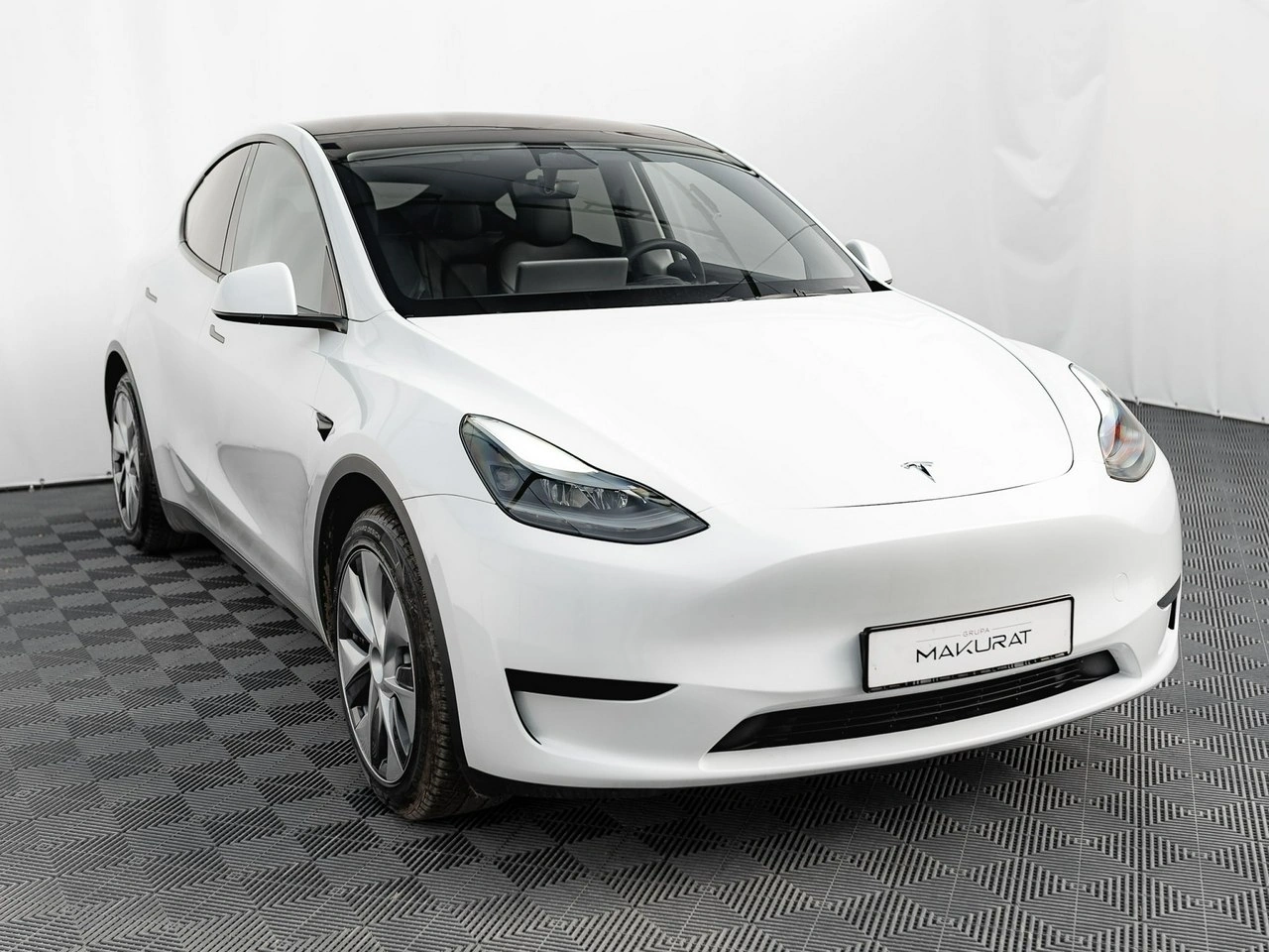 Tesla Y - Zdjęcie 2