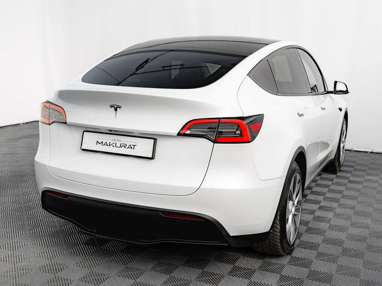 Tesla Y - Zdjęcie 4