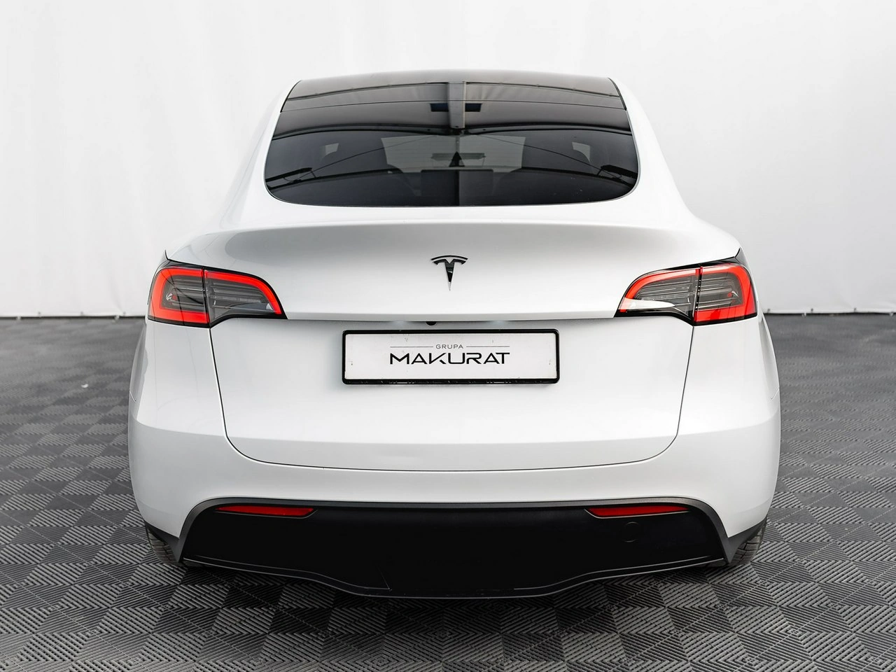 Tesla Y - Zdjęcie 8