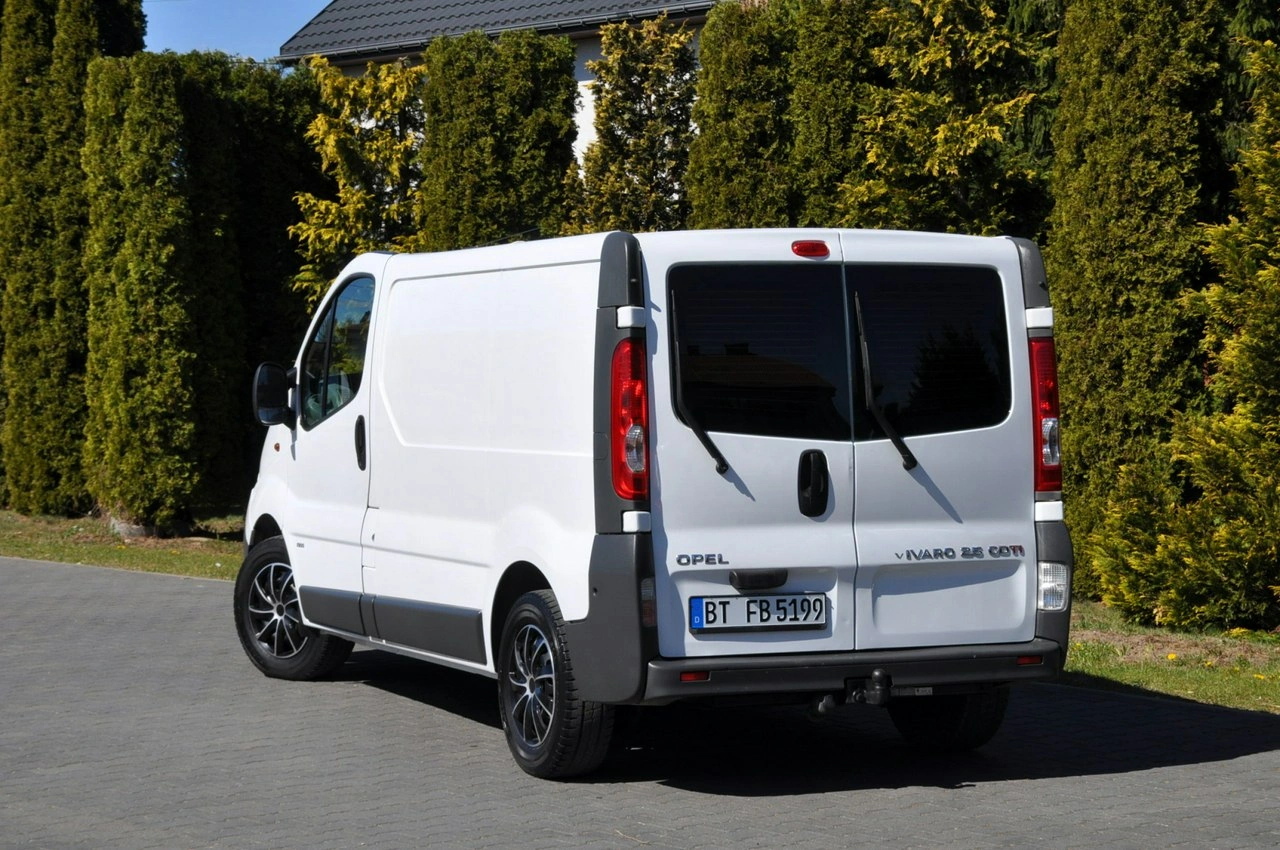Opel Vivaro - Zdjęcie 16