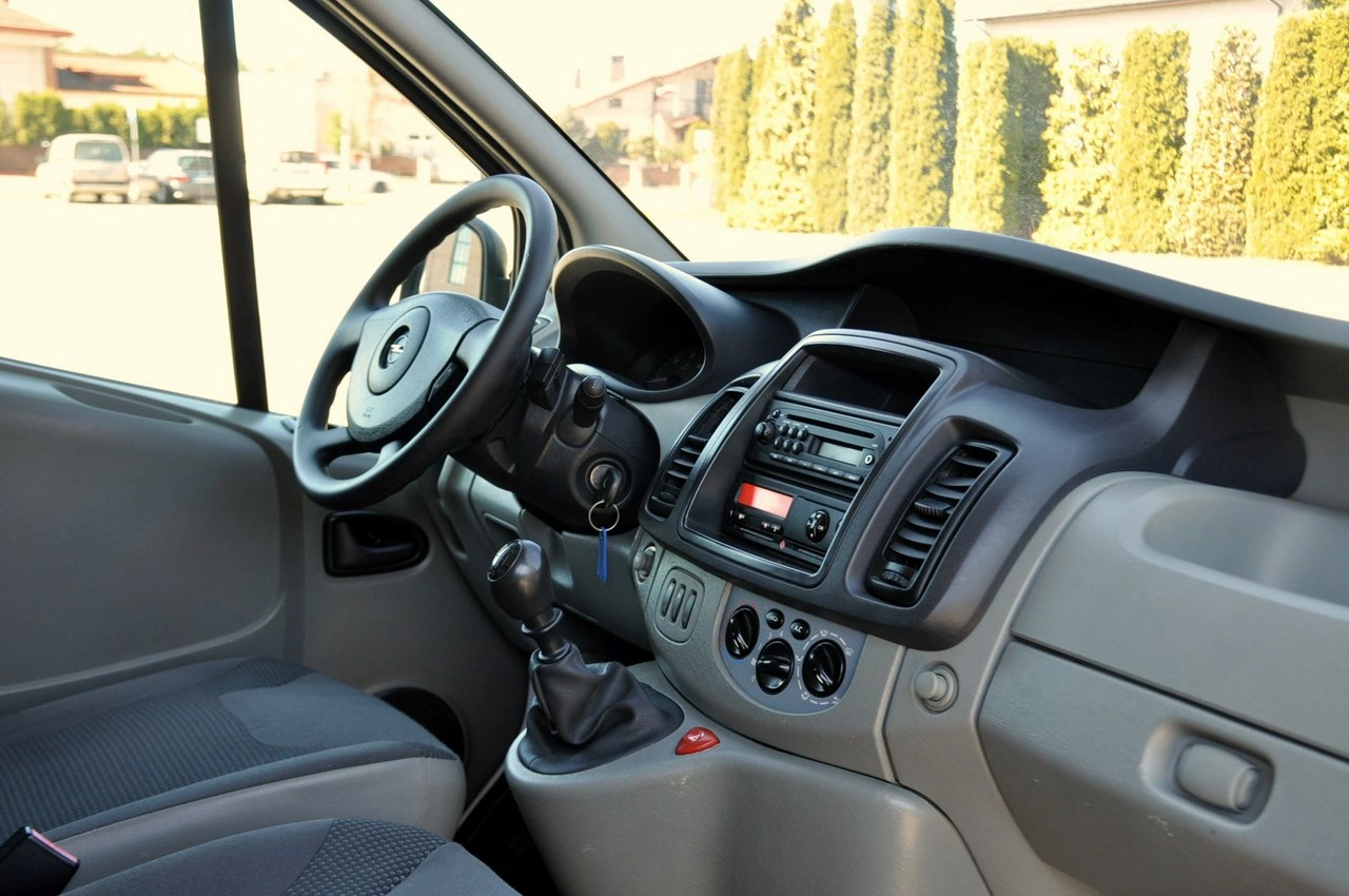 Opel Vivaro - Zdjęcie 20
