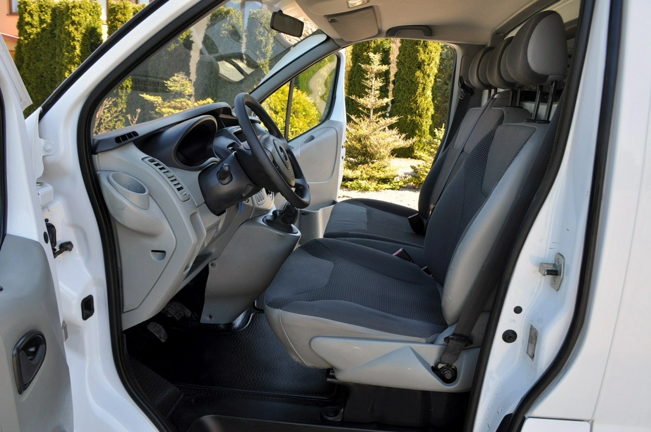 Opel Vivaro - Zdjęcie 21