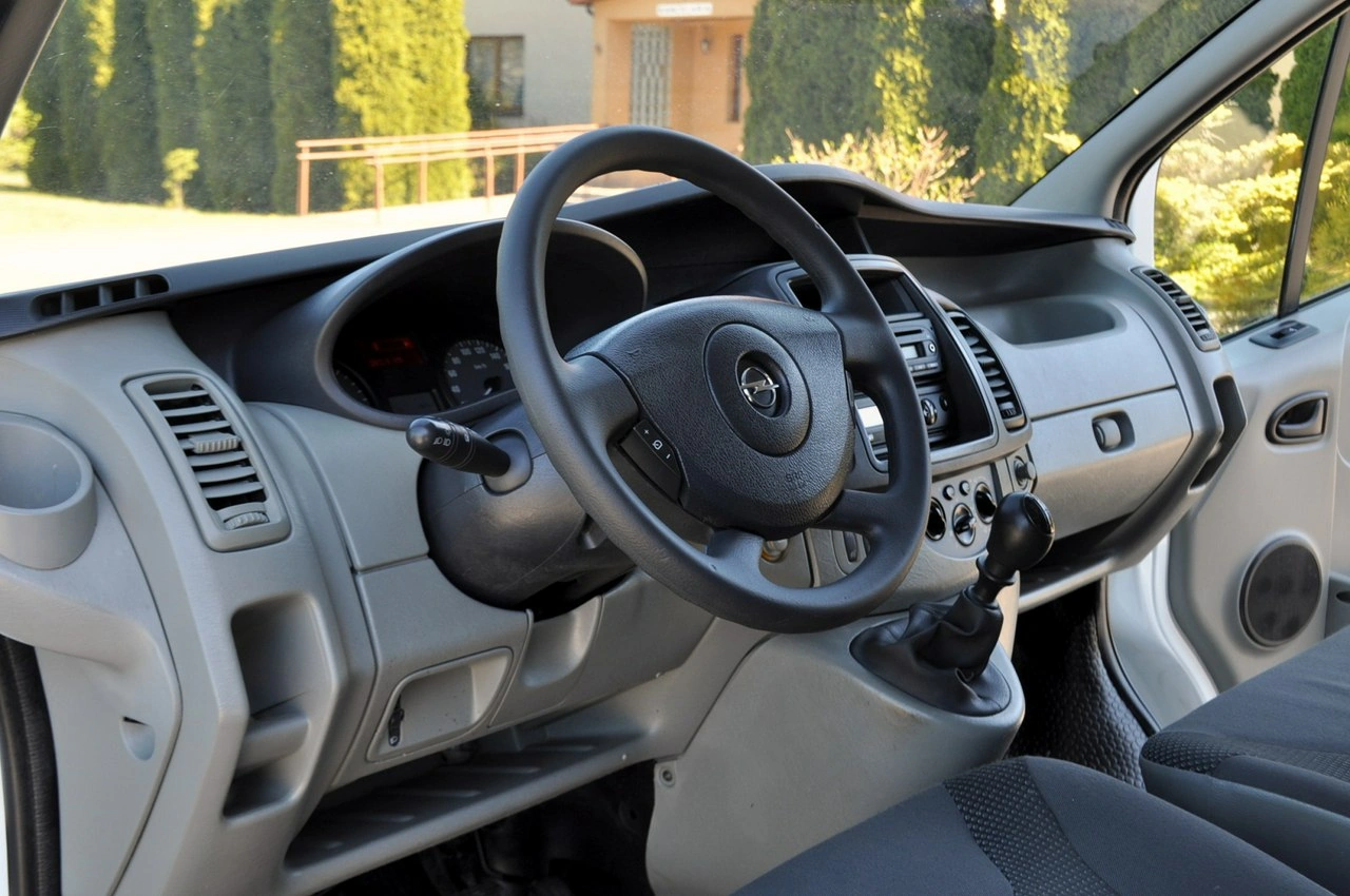 Opel Vivaro - Zdjęcie 22